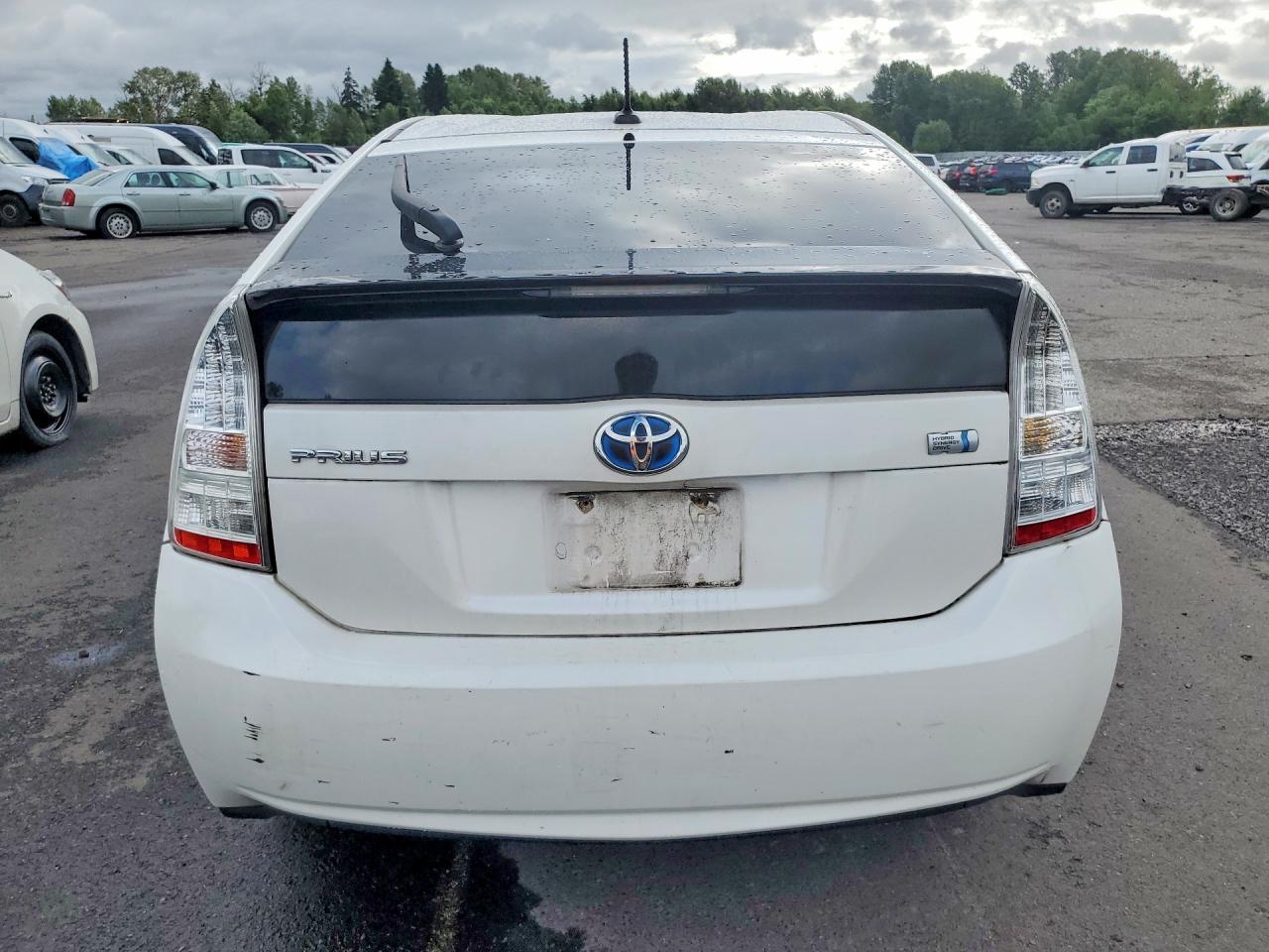 2010 Toyota Prius Iv Белый vin: JTDKN3DU3A0056797