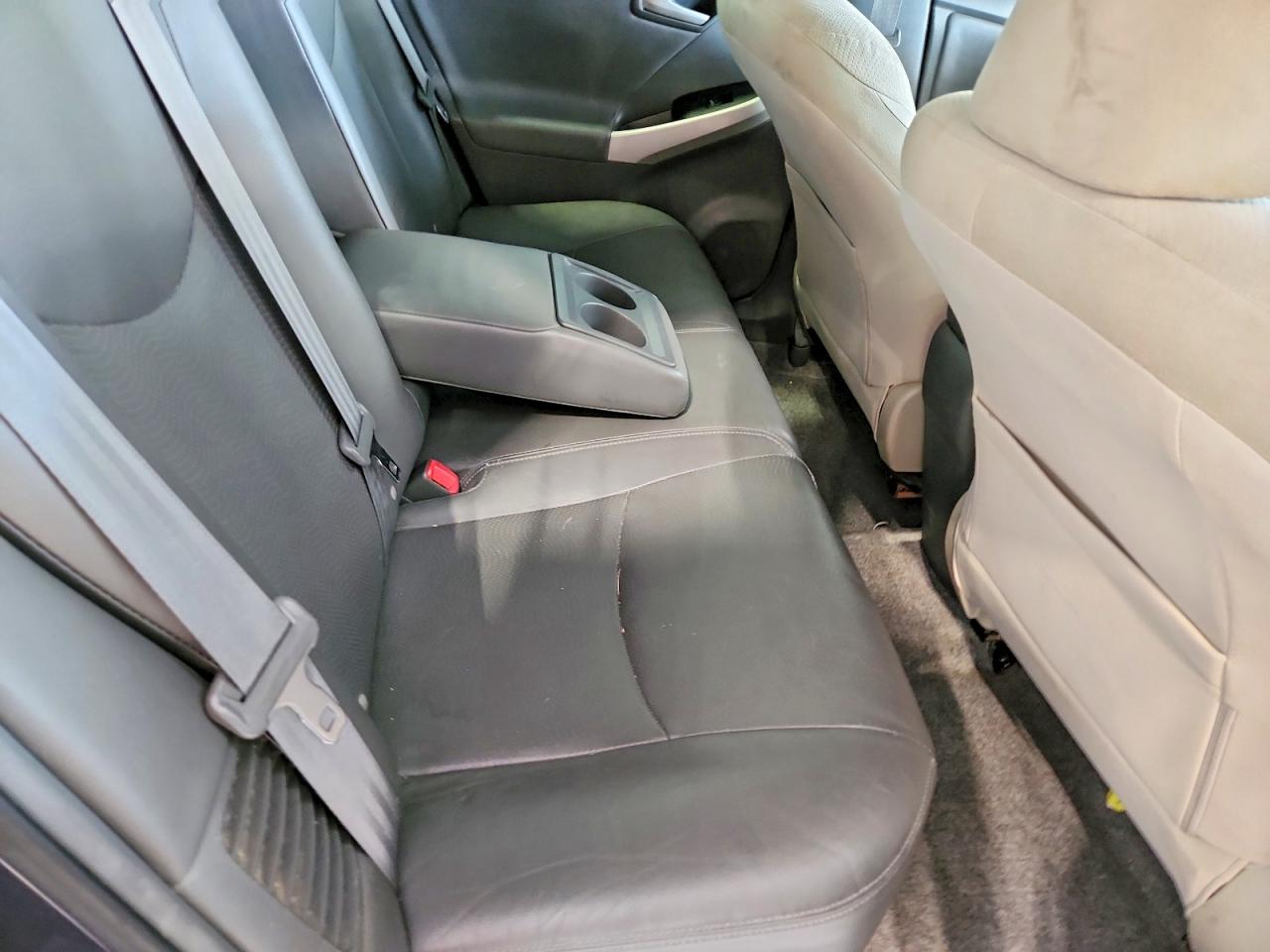 2010 Toyota Prius V Gray vin: JTDKN3DU3A0083496