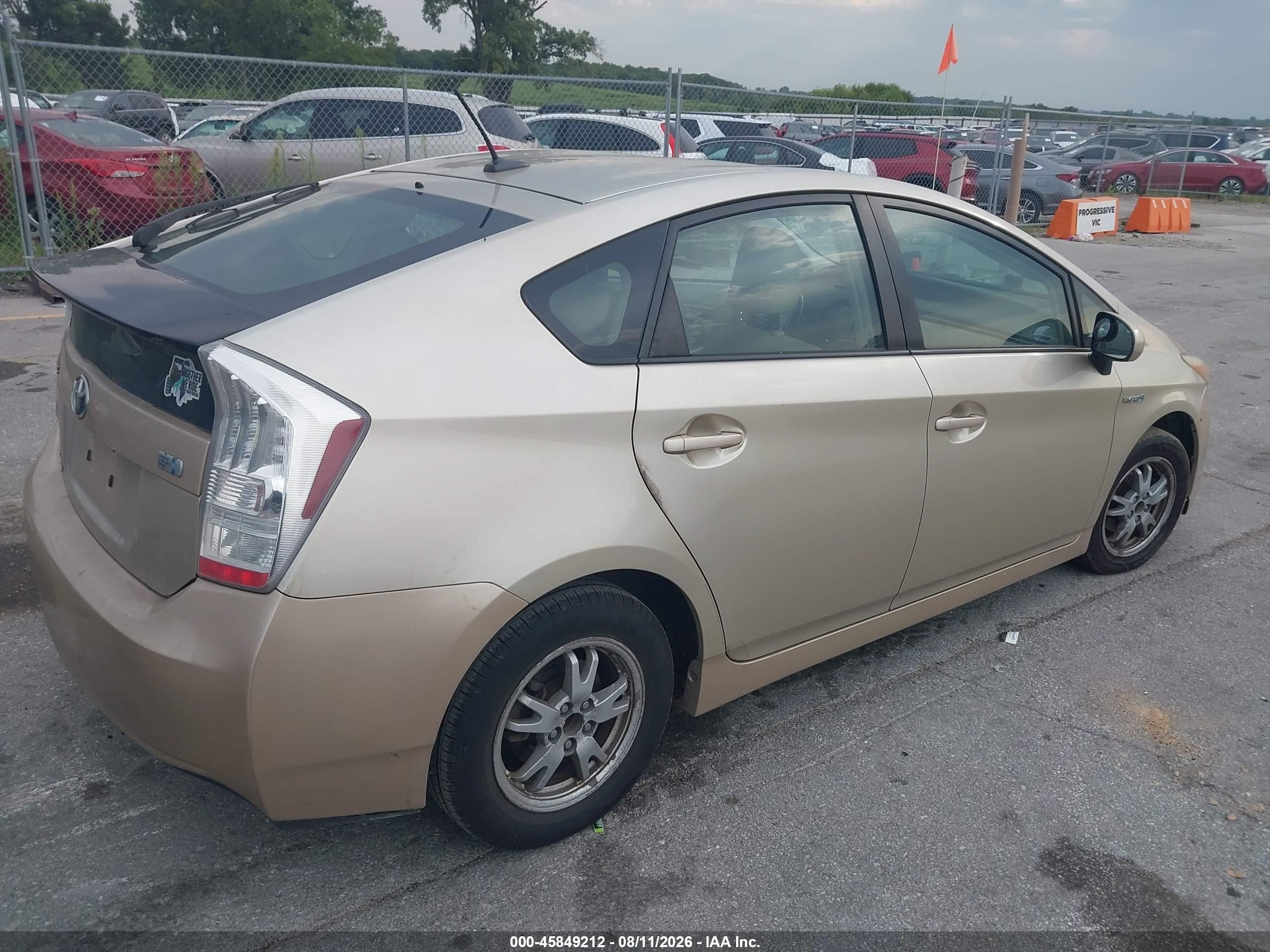 2010 Toyota Prius Iv Beige vin: JTDKN3DU3A0084342