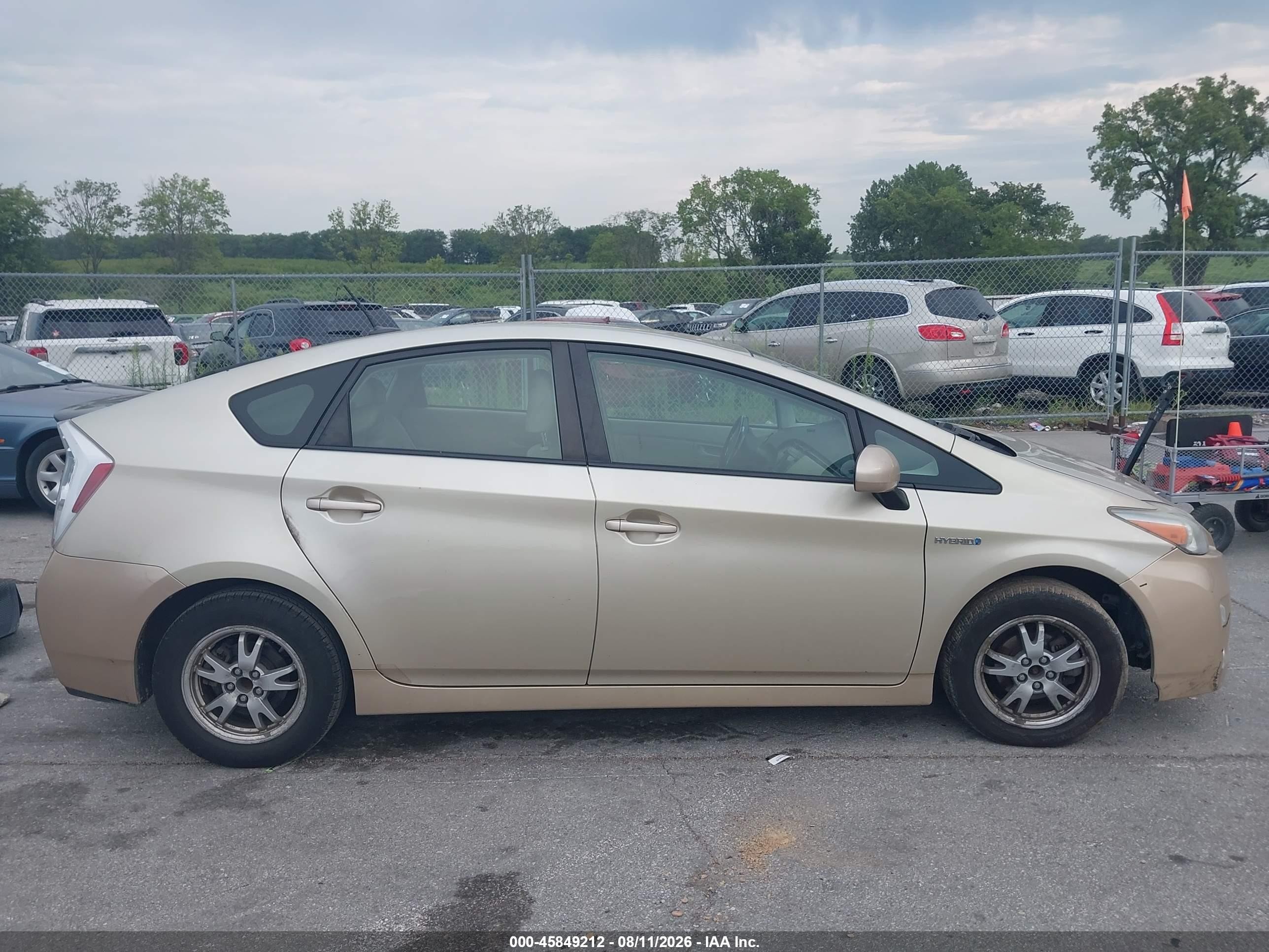 2010 Toyota Prius Iv Beige vin: JTDKN3DU3A0084342