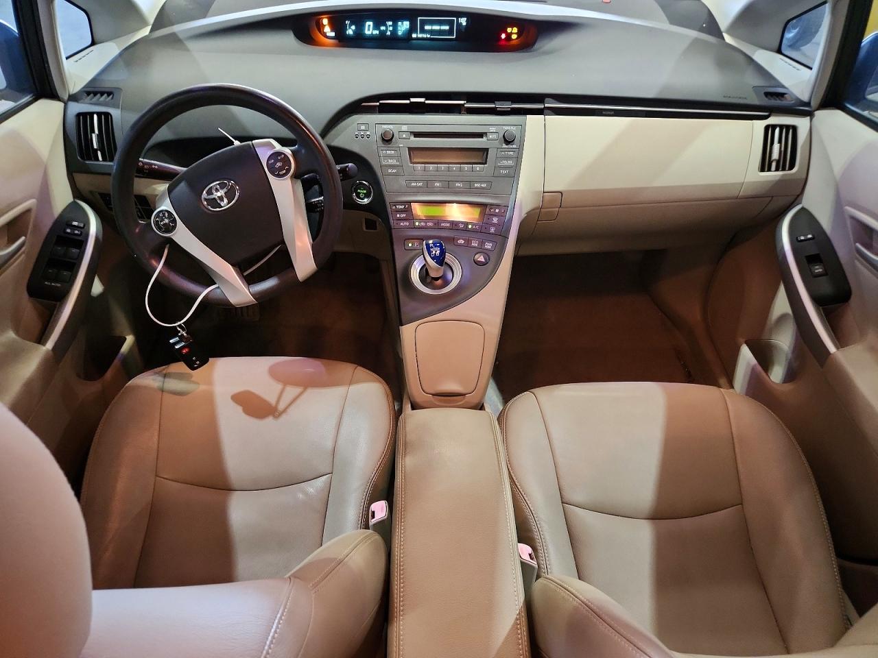 2011 Toyota Prius Two Gold vin: JTDKN3DU3B0256693