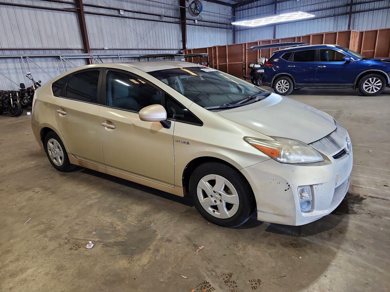 2011 Toyota Prius Two Gold vin: JTDKN3DU3B0256693