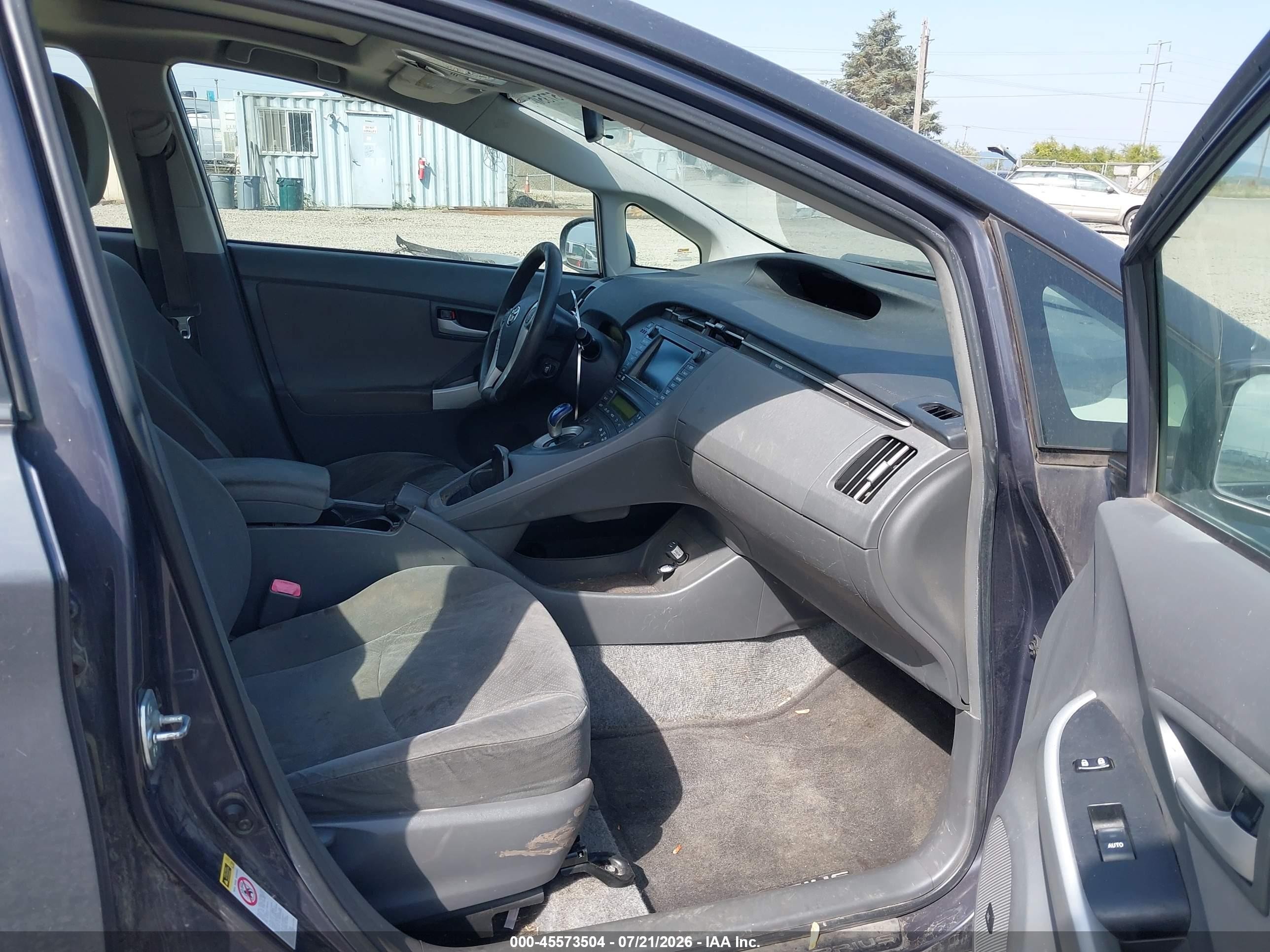 2011 Toyota Prius Three Gray vin: JTDKN3DU3B0256838