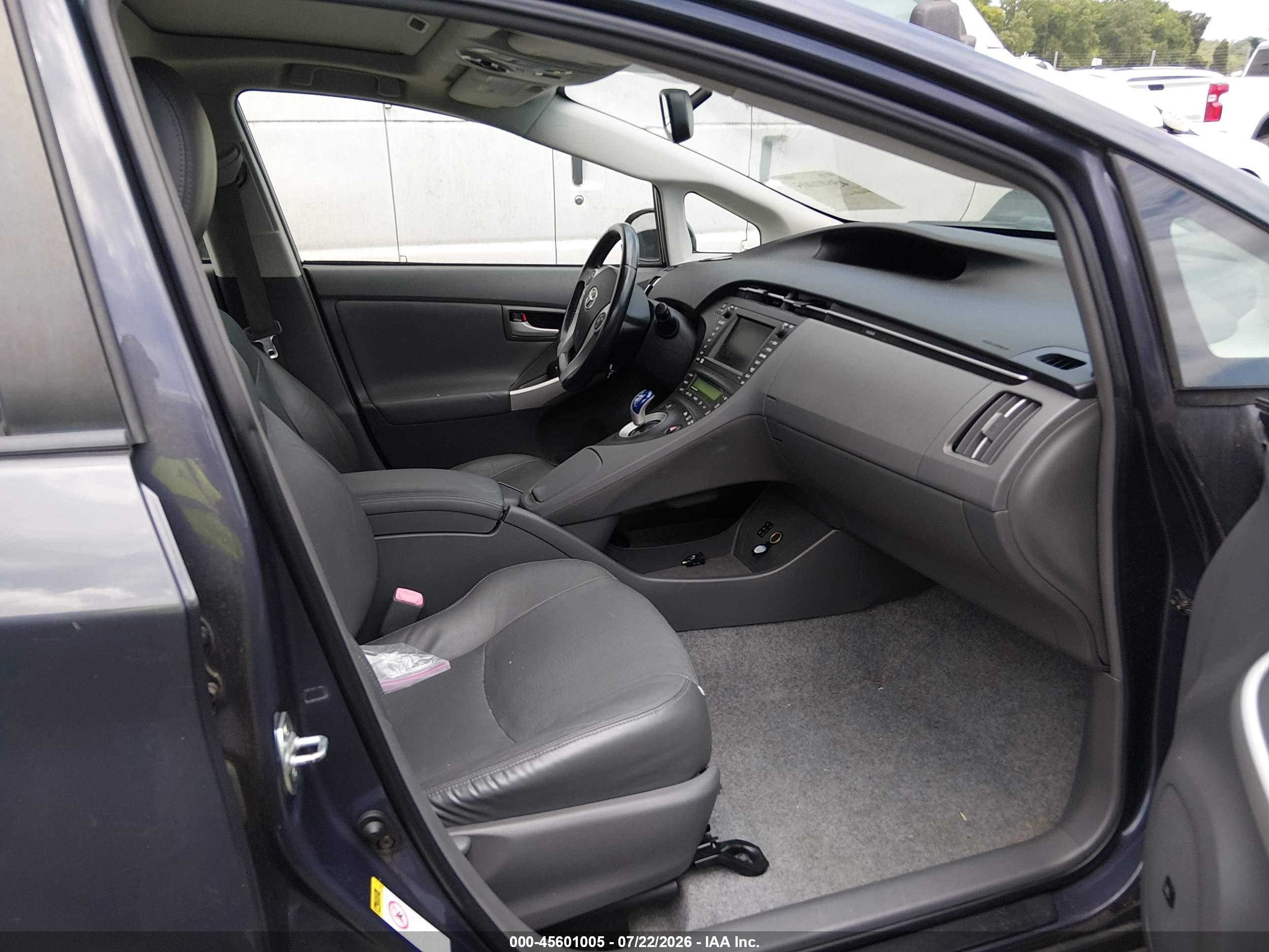 2011 Toyota Prius Four Серый vin: JTDKN3DU3B0257617