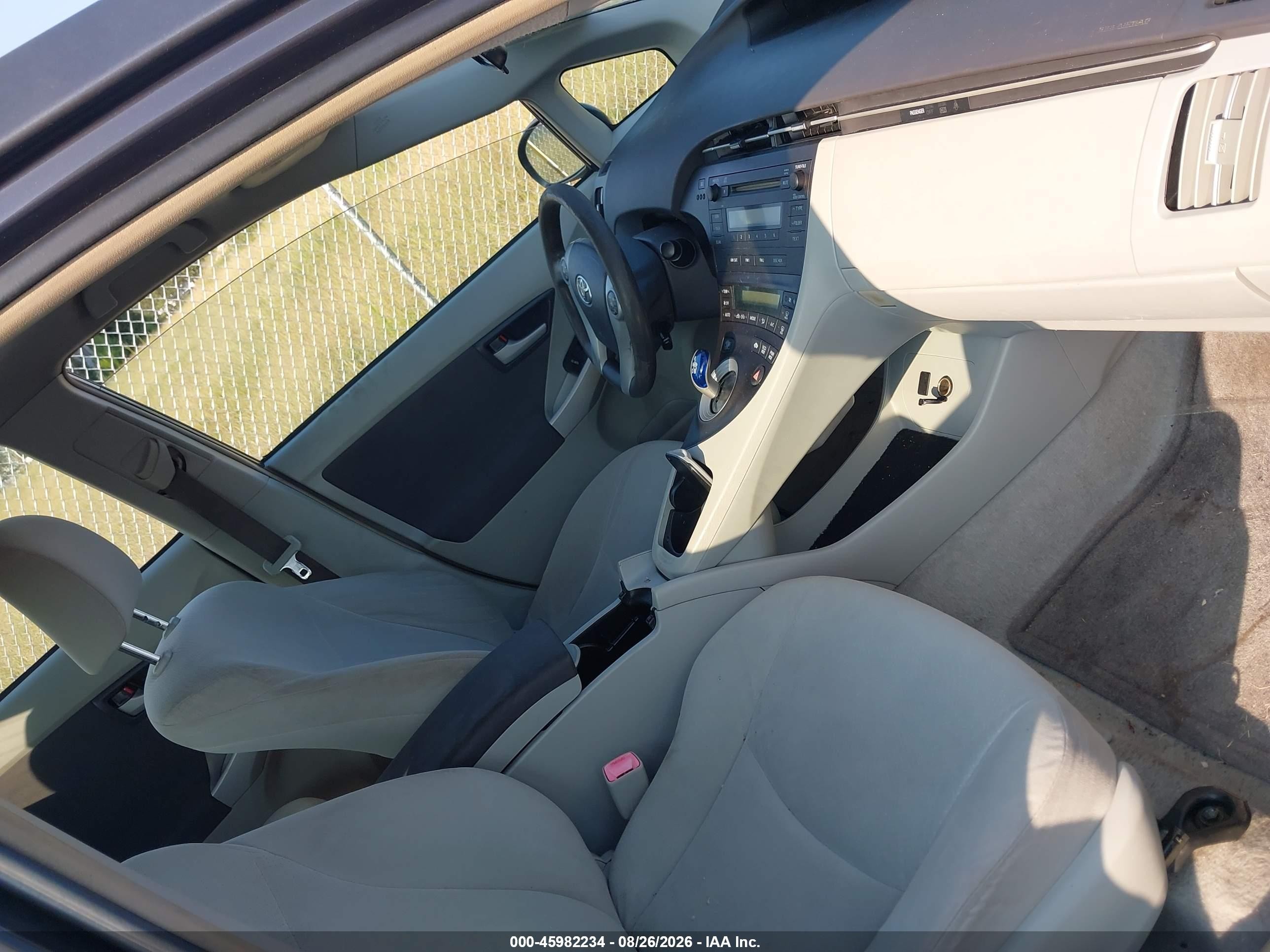 2011 Toyota Prius Two Gray vin: JTDKN3DU3B0264700