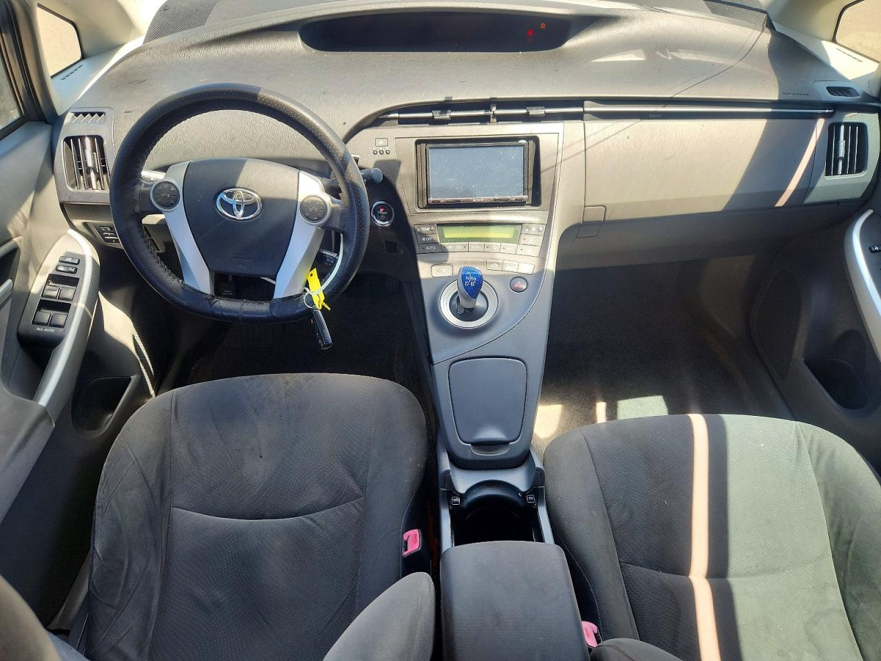 2011 Toyota Prius Two Угольный vin: JTDKN3DU3B0270528