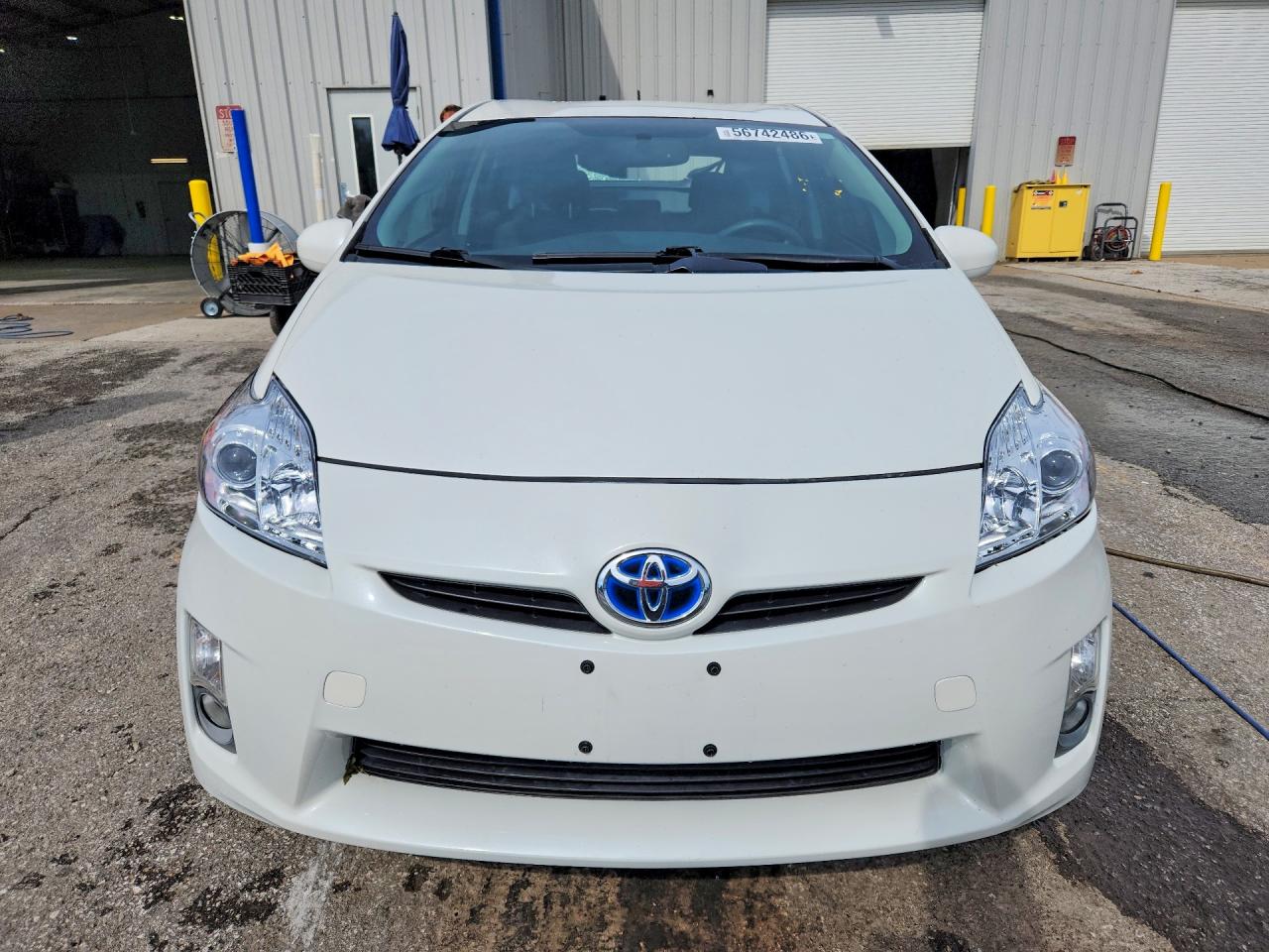 2011 Toyota Prius Three White vin: JTDKN3DU3B0311949