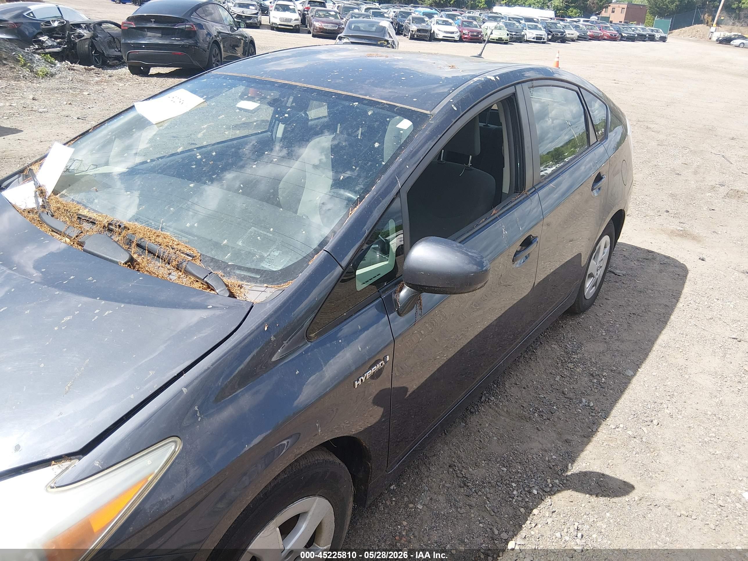 2011 Toyota Prius Two Gray vin: JTDKN3DU3B1394485