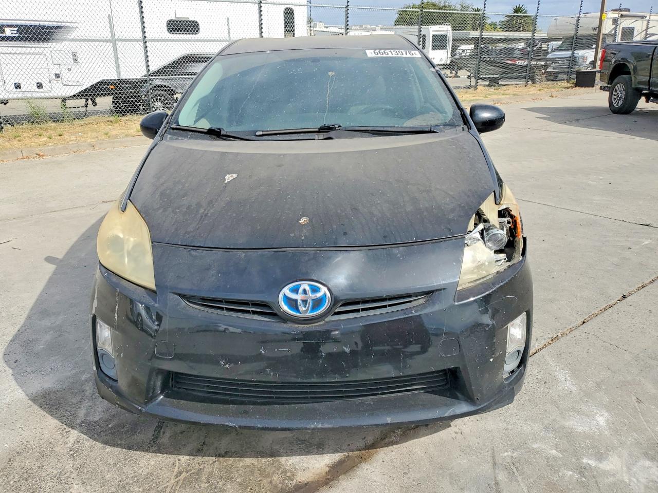 2011 Toyota Prius Two Черный vin: JTDKN3DU3B1455172