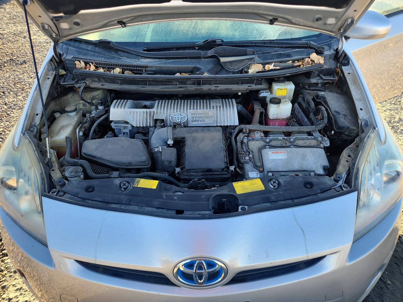 2011 Toyota Prius Three Silver vin: JTDKN3DU3B1477446