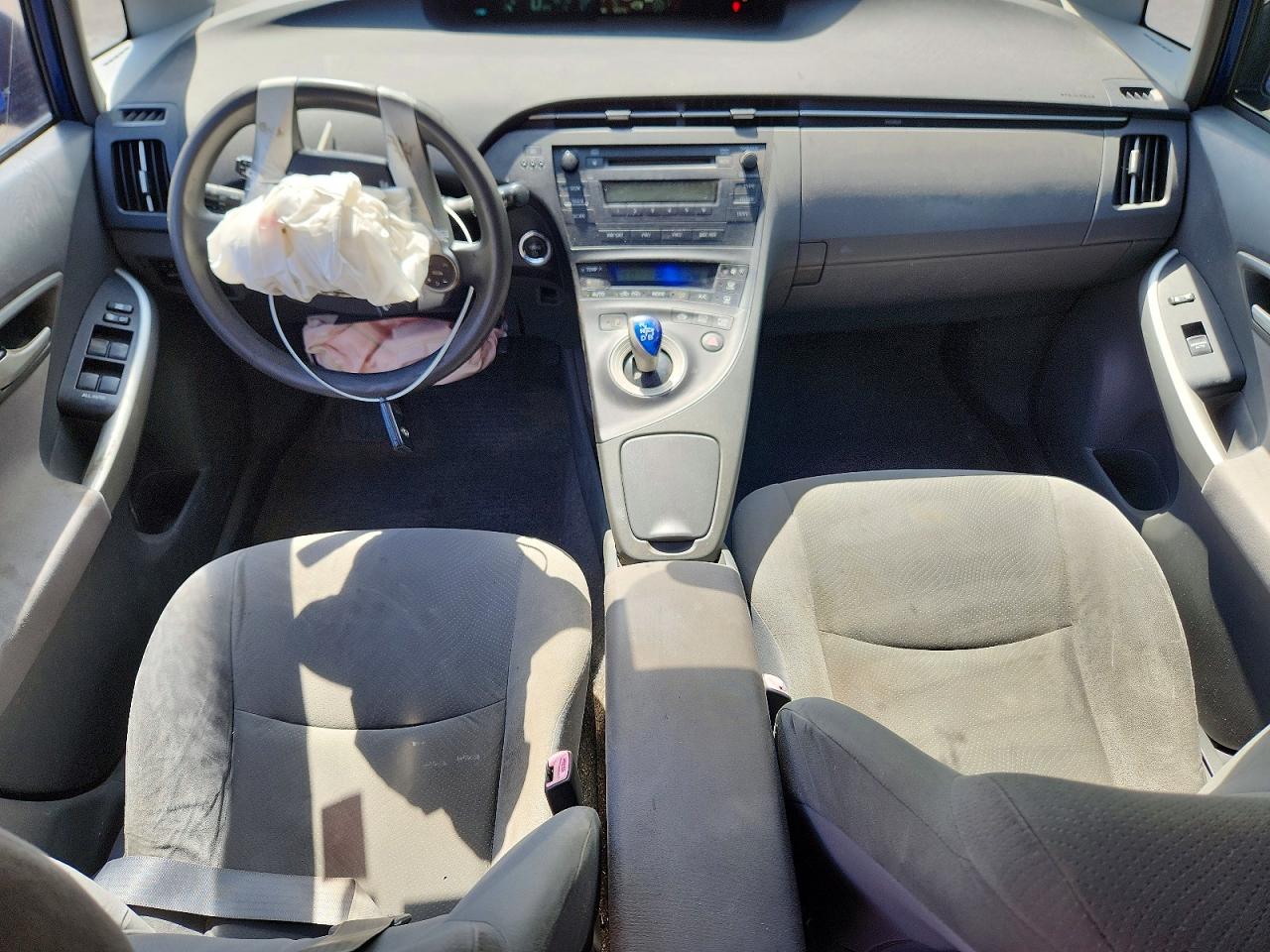 2011 Toyota Prius Two Blue vin: JTDKN3DU3B5340385