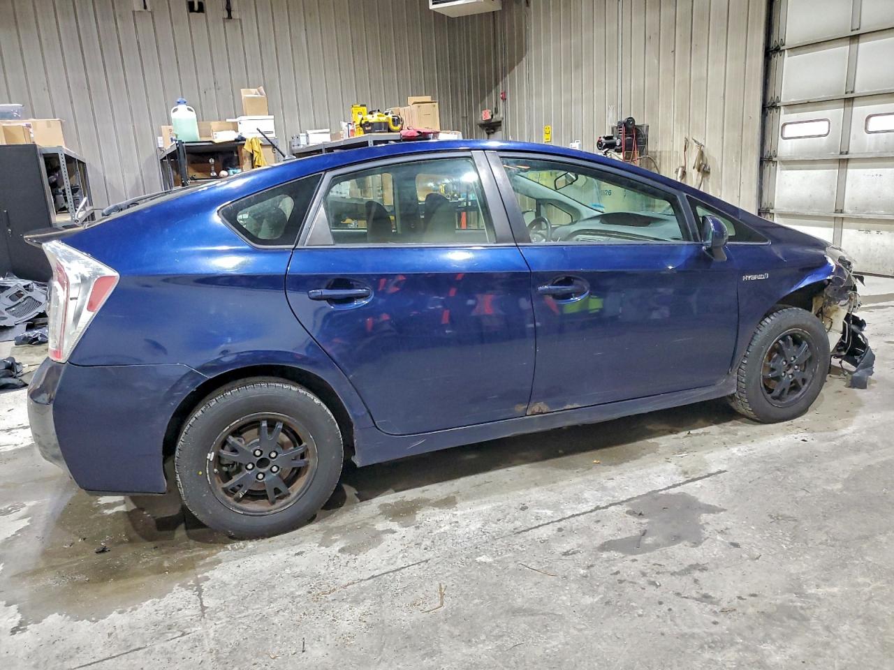 2012 Toyota Prius Two Blue vin: JTDKN3DU3C1535928