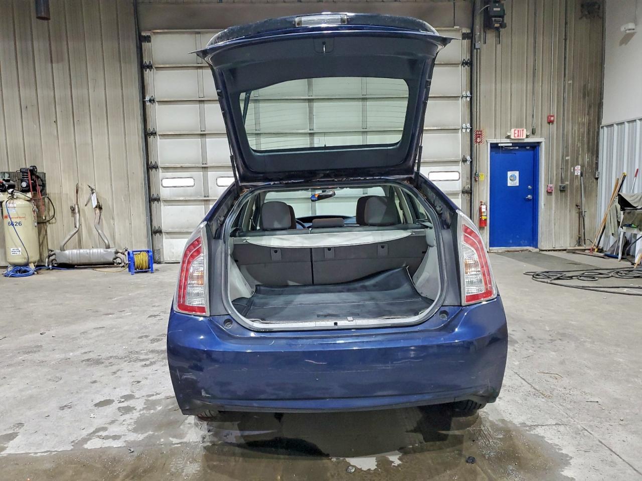 2012 Toyota Prius Two Blue vin: JTDKN3DU3C1535928