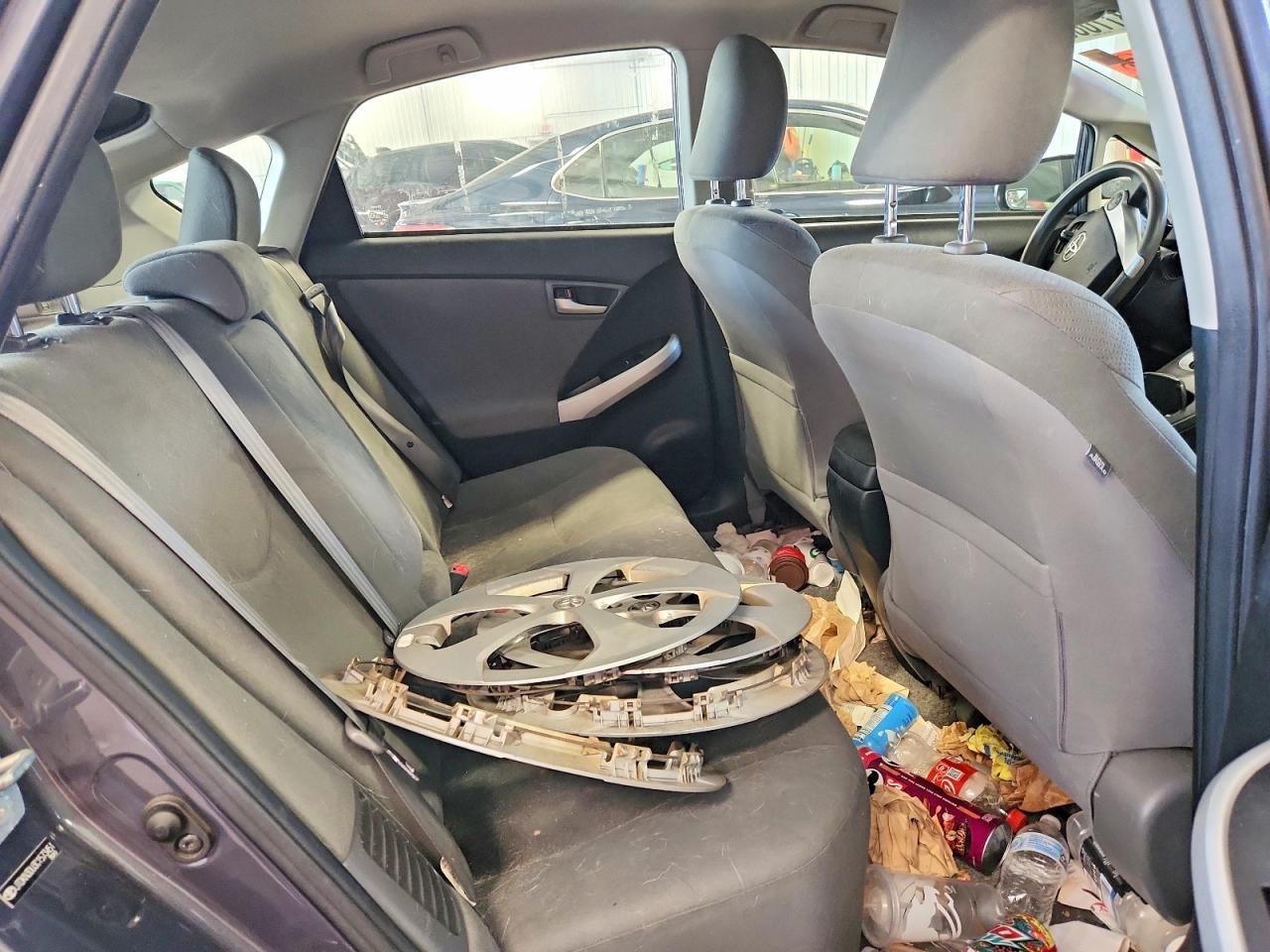 2012 Toyota Prius Two Серый vin: JTDKN3DU3C1573451