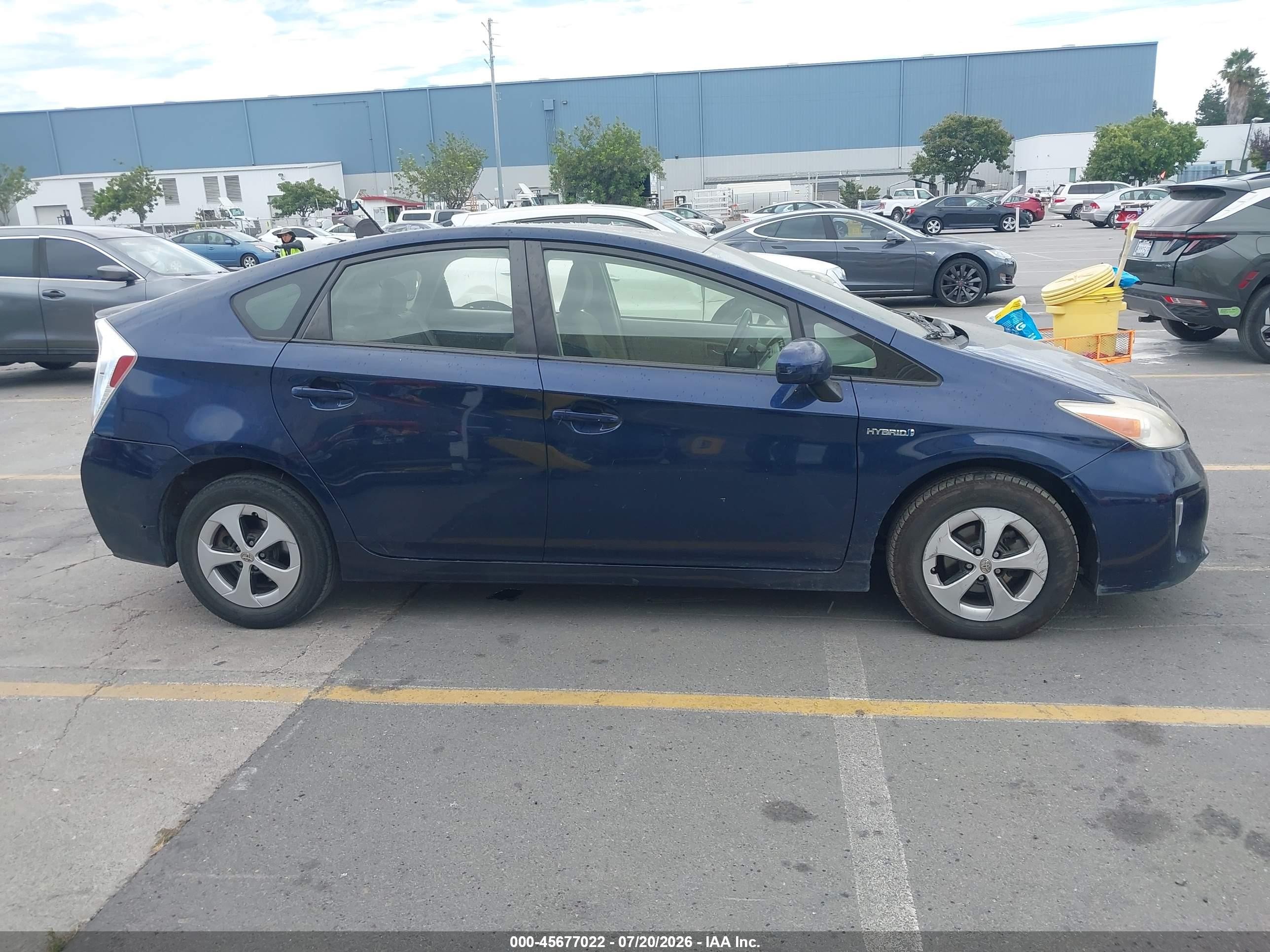 2012 Toyota Prius Two Blue vin: JTDKN3DU3C1591027