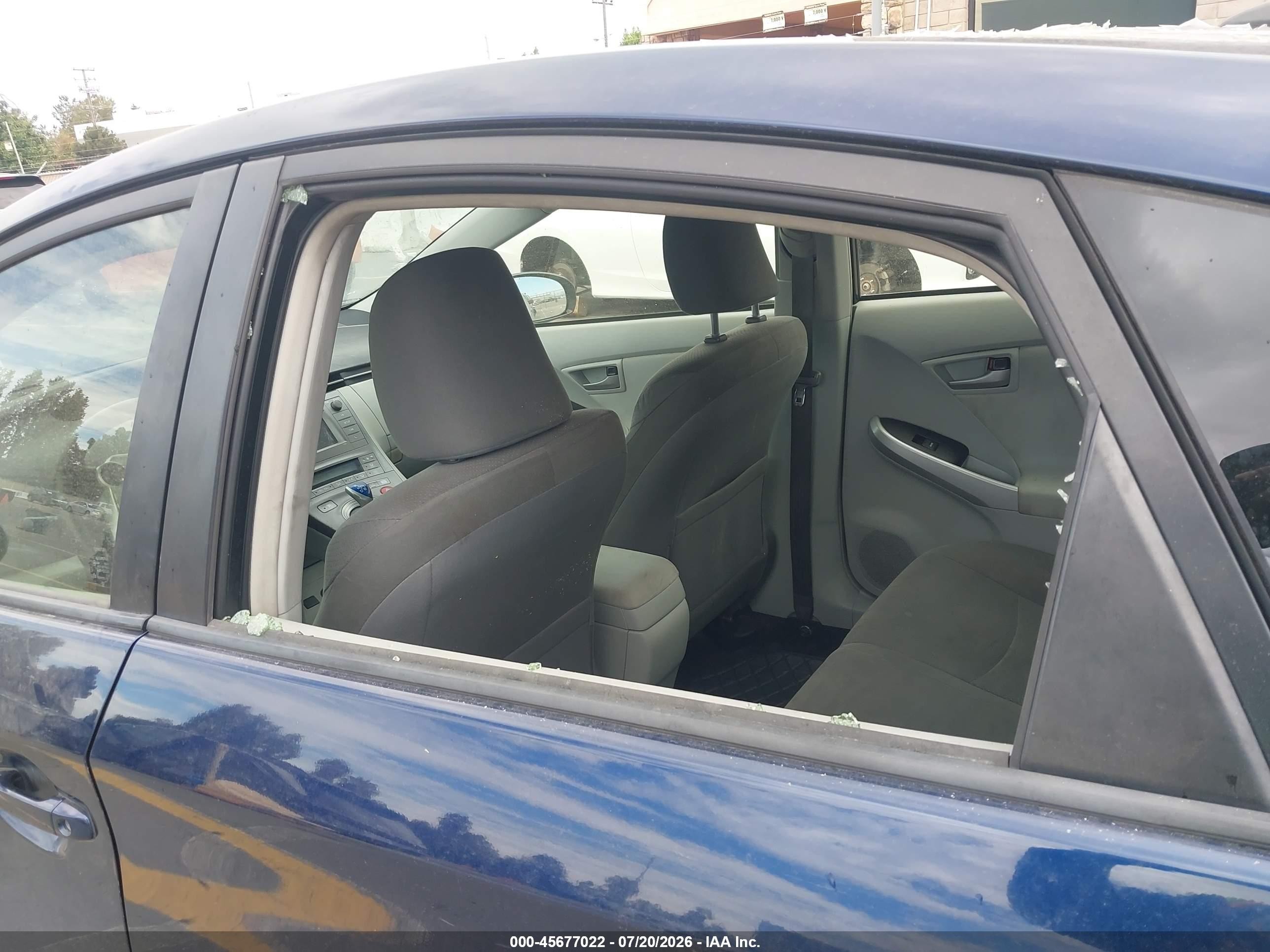 2012 Toyota Prius Two Blue vin: JTDKN3DU3C1591027
