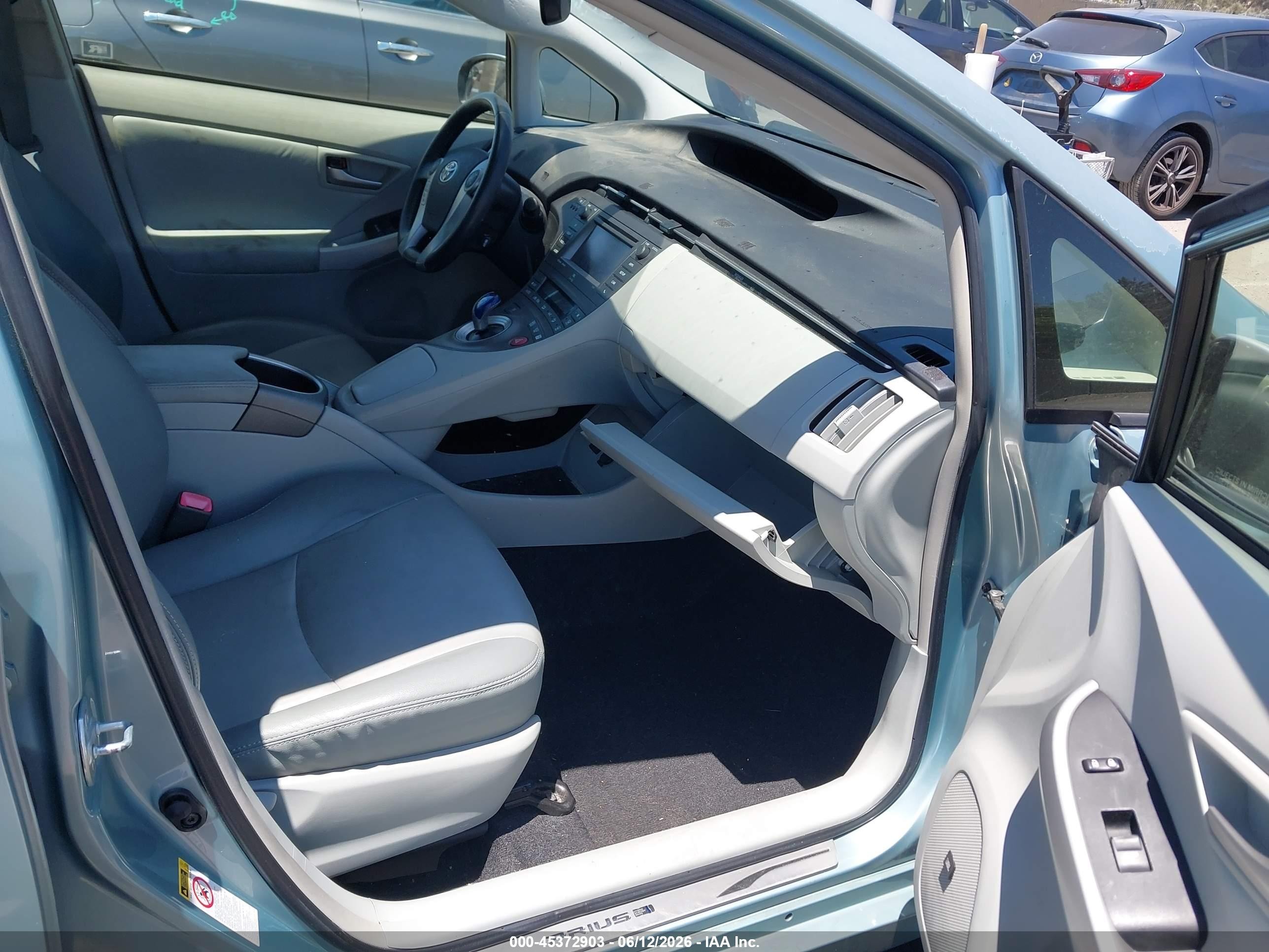 2012 Toyota Prius Five Бирюзовый vin: JTDKN3DU3C1613253