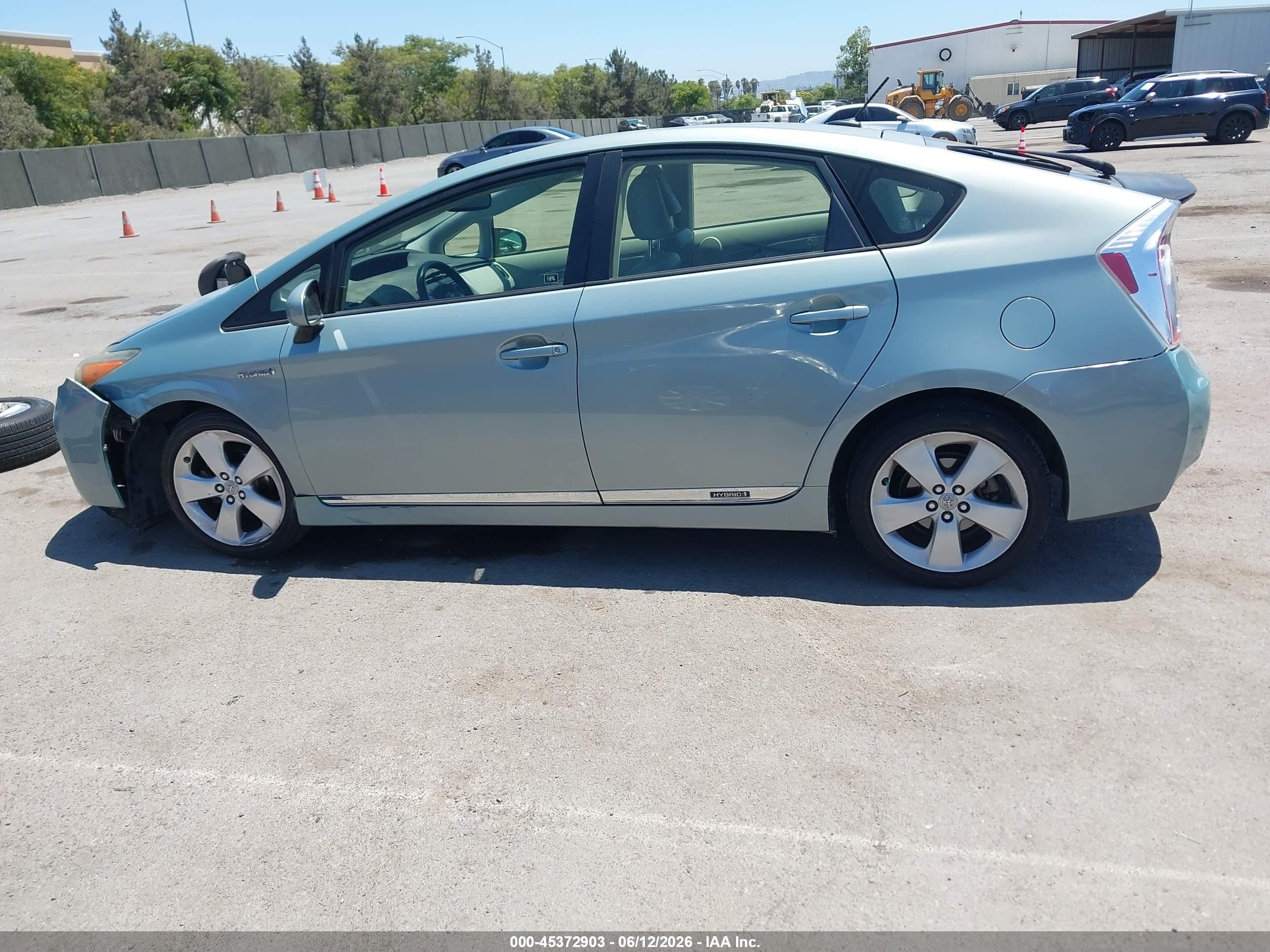 2012 Toyota Prius Five Бирюзовый vin: JTDKN3DU3C1613253