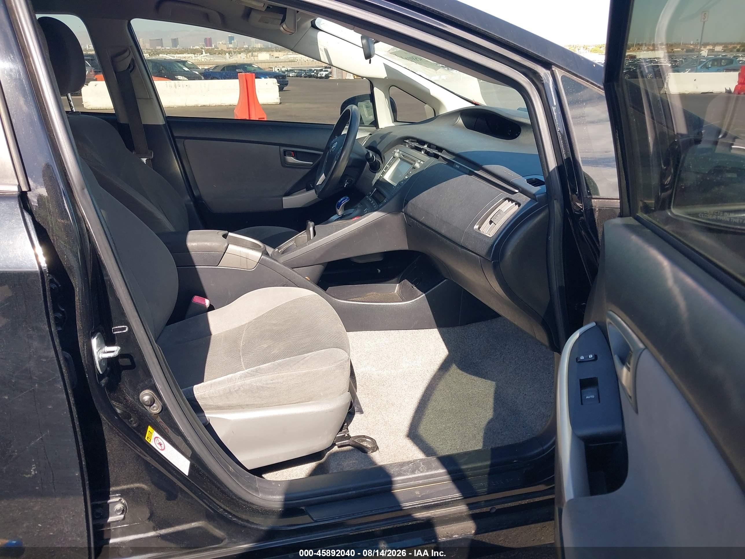2012 Toyota Prius Two Черный vin: JTDKN3DU3C5404622