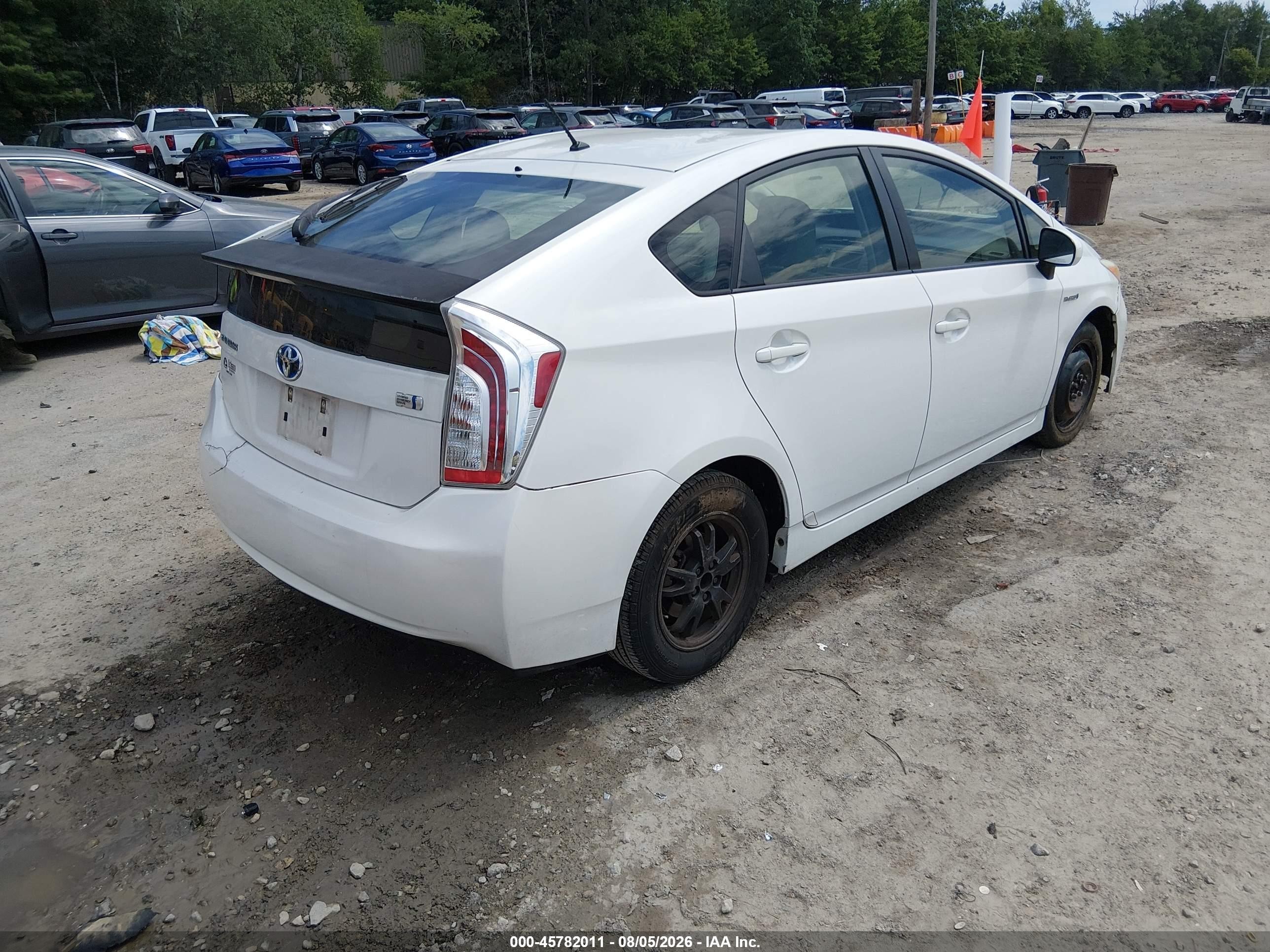 2012 Toyota Prius Two White vin: JTDKN3DU3C5418455