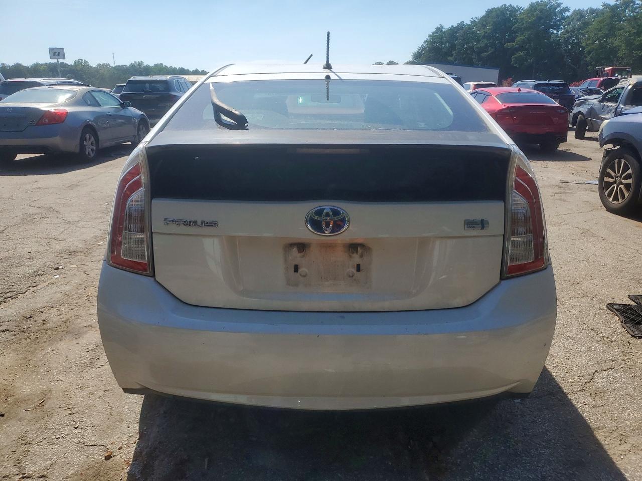 2012 Toyota Prius Two White vin: JTDKN3DU3C5451746