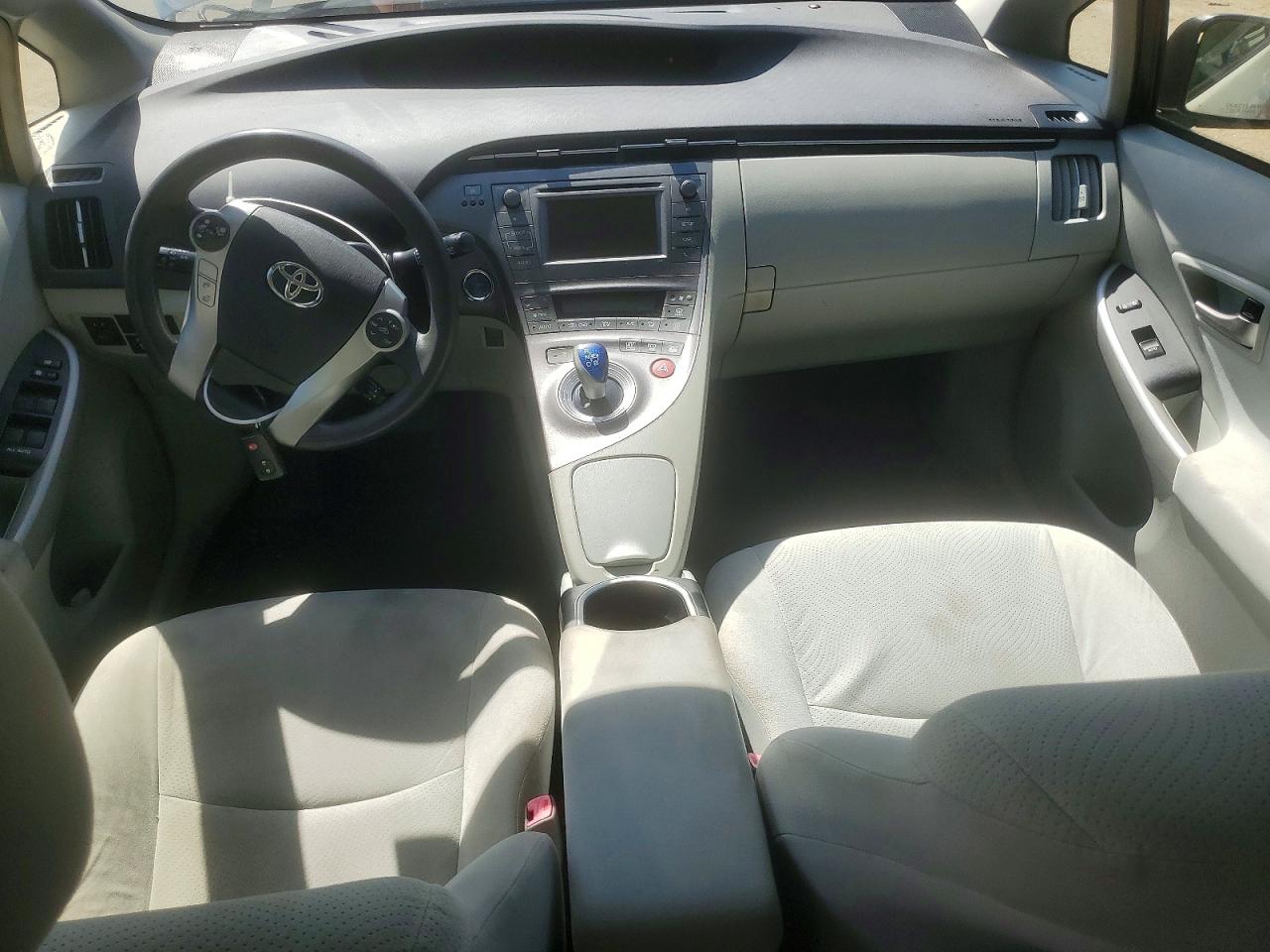 2012 Toyota Prius Two White vin: JTDKN3DU3C5451746
