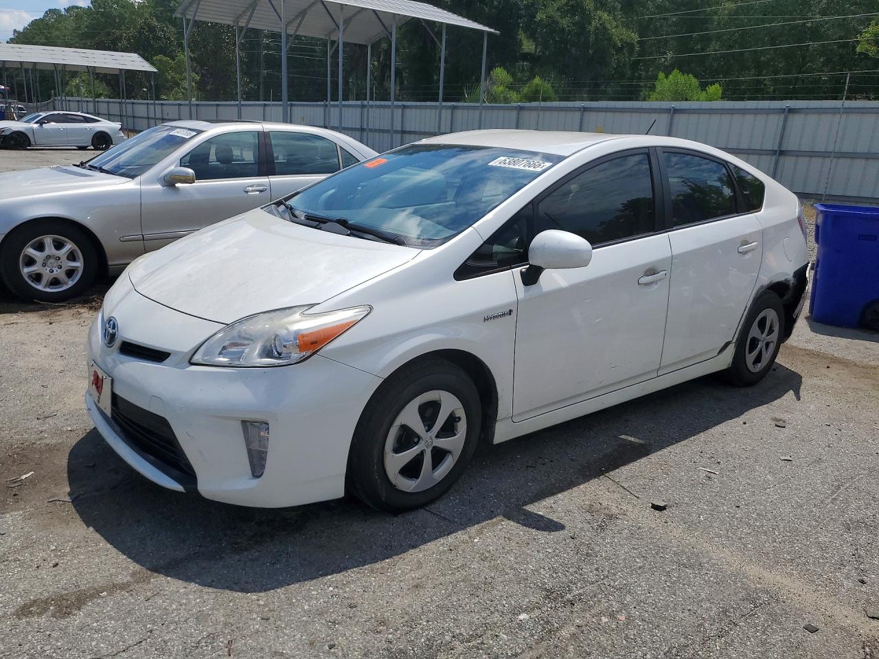 2012 Toyota Prius Two White vin: JTDKN3DU3C5471110