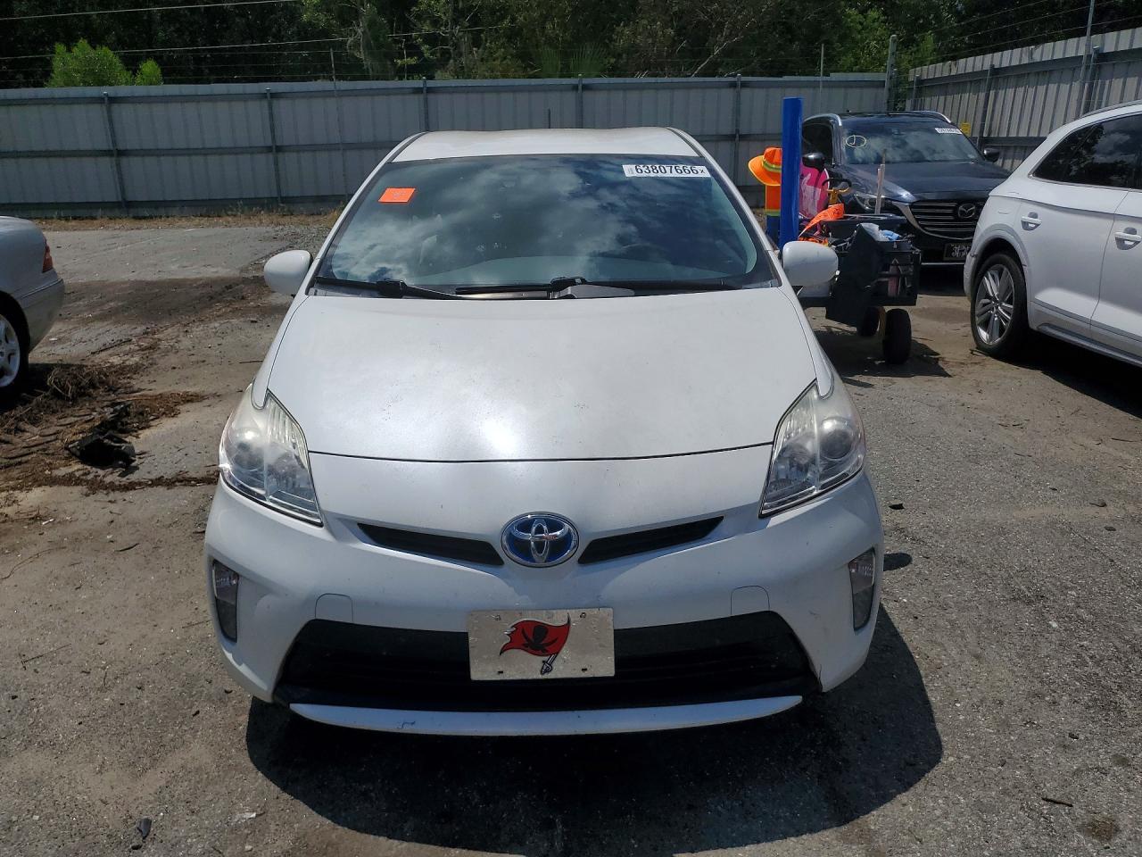 2012 Toyota Prius Two White vin: JTDKN3DU3C5471110