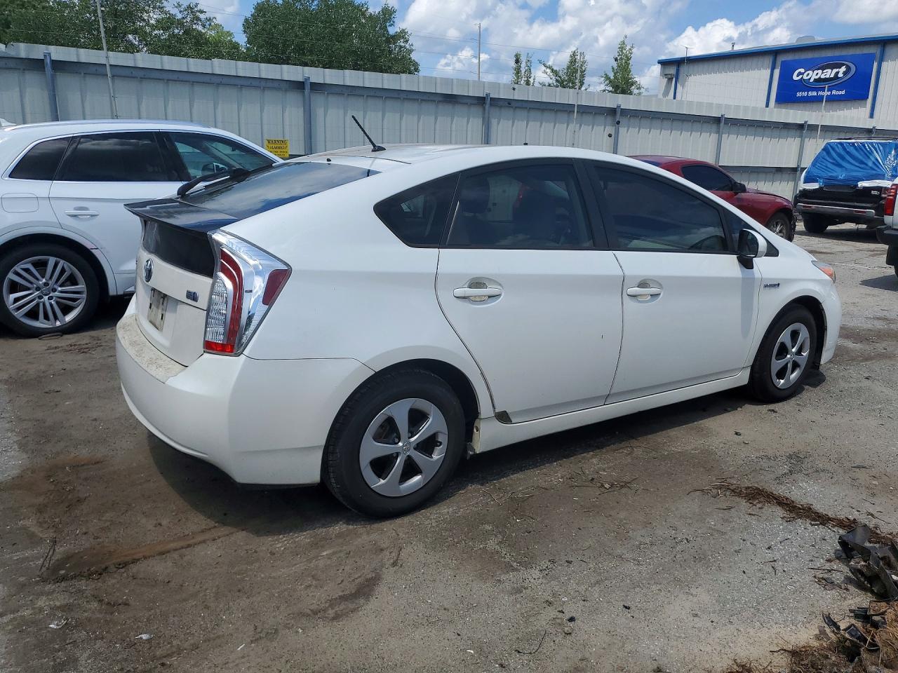 2012 Toyota Prius Two White vin: JTDKN3DU3C5471110