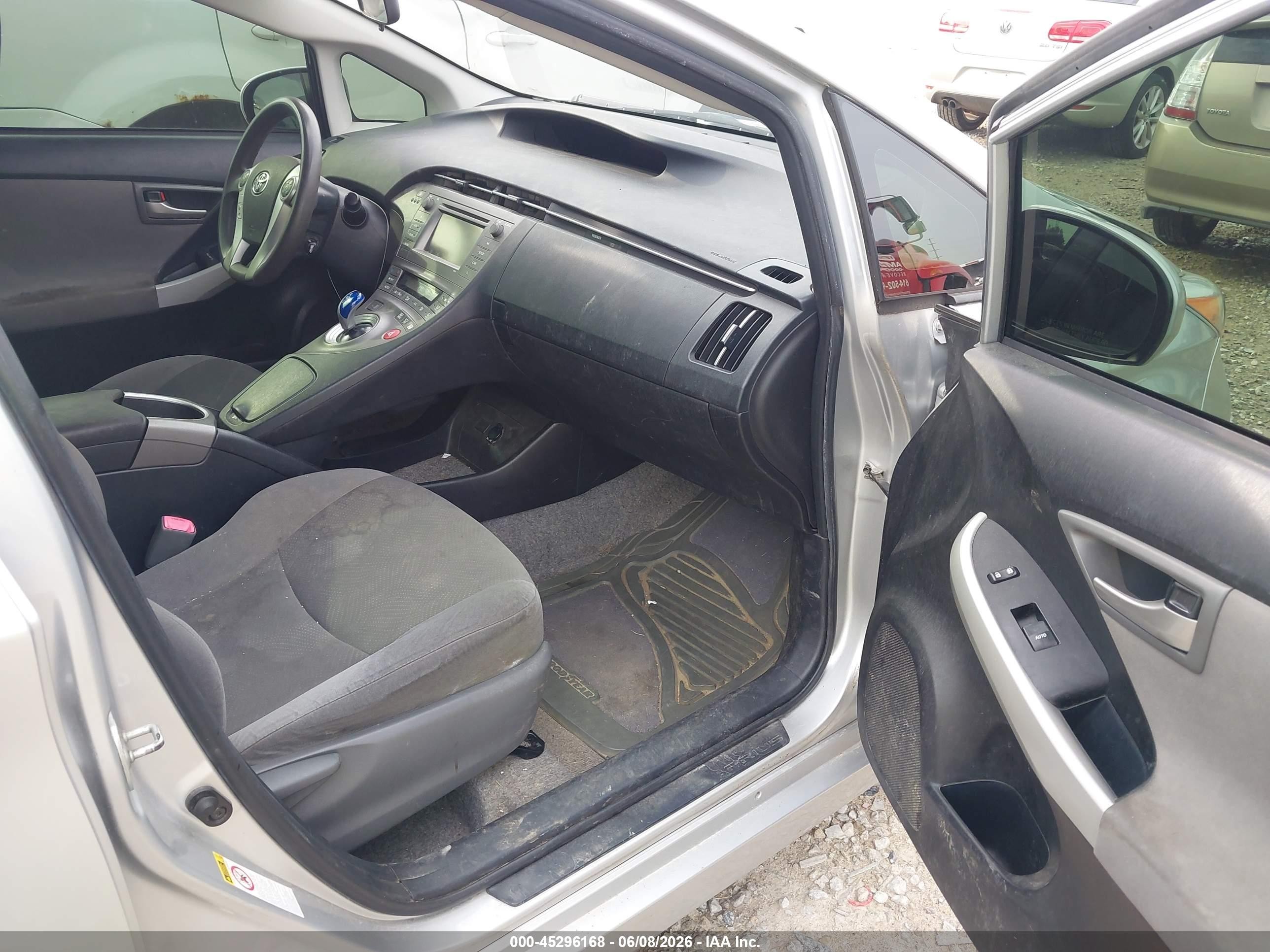 2012 Toyota Prius   Silver vin: JTDKN3DU3C5486979