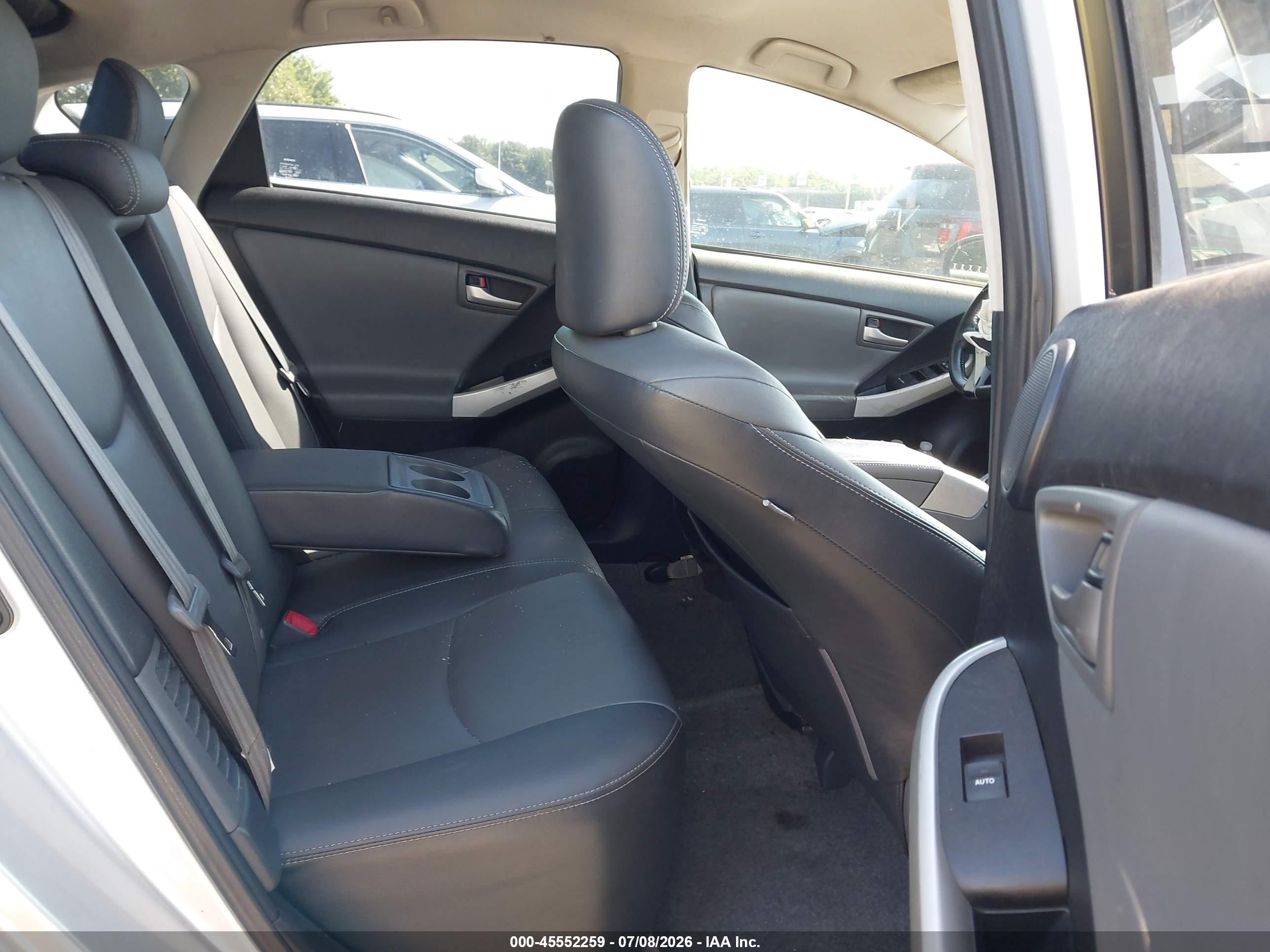 2012 Toyota Prius Five Silver vin: JTDKN3DU3C5508592