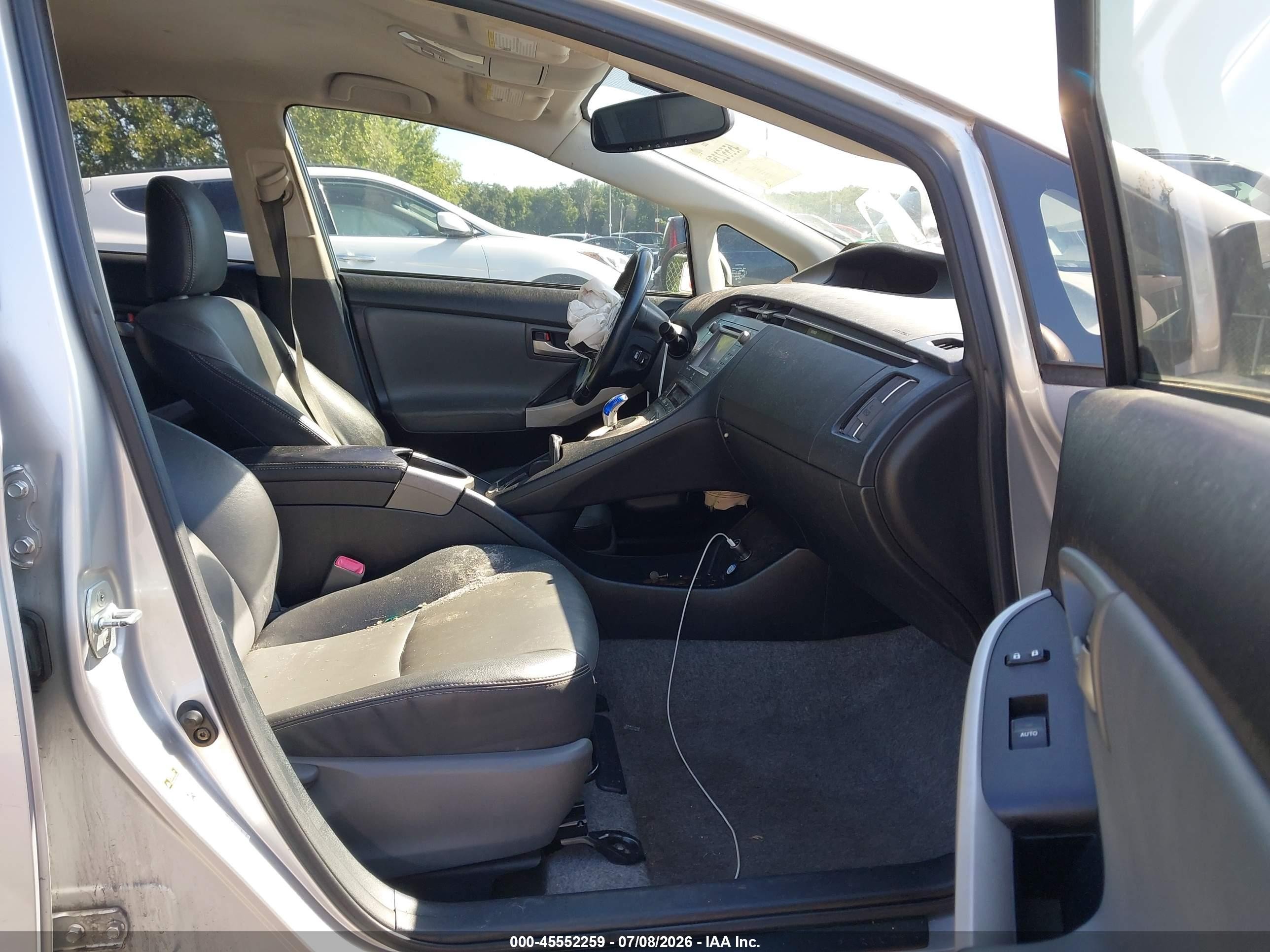 2012 Toyota Prius Five Silver vin: JTDKN3DU3C5508592