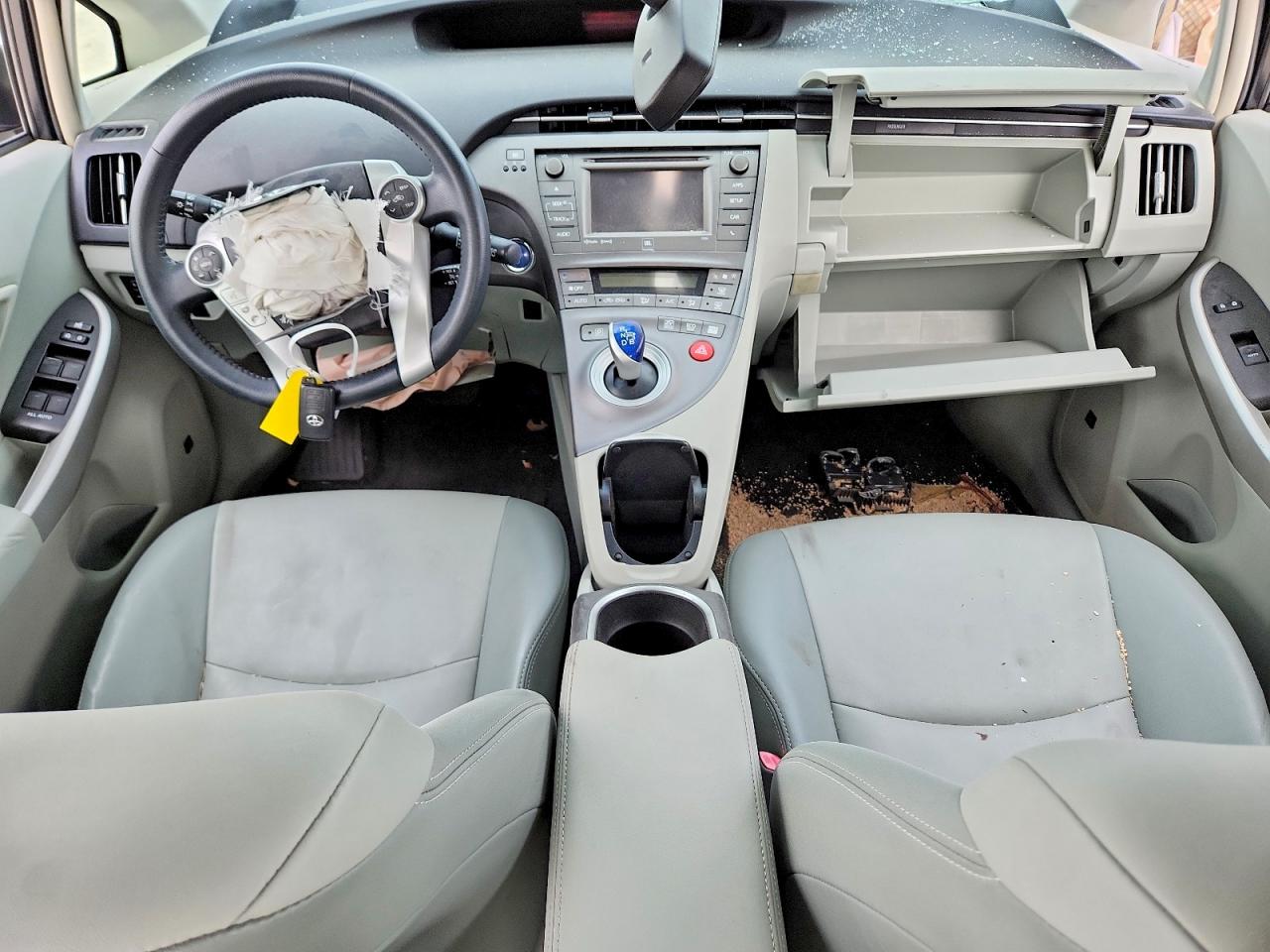 2013 Toyota Prius Five Silver vin: JTDKN3DU3D0340385