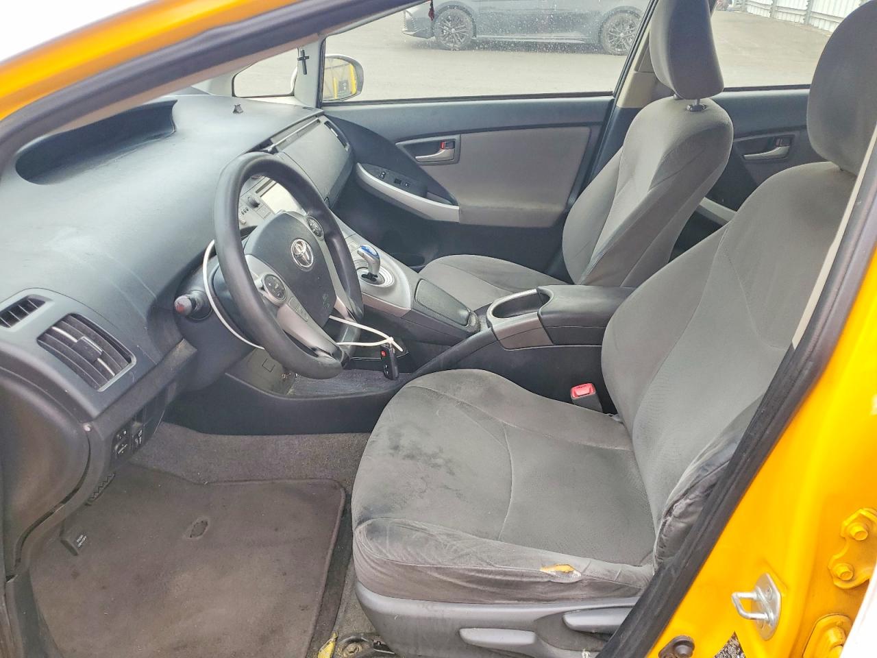2013 Toyota Prius Two White vin: JTDKN3DU3D0348910