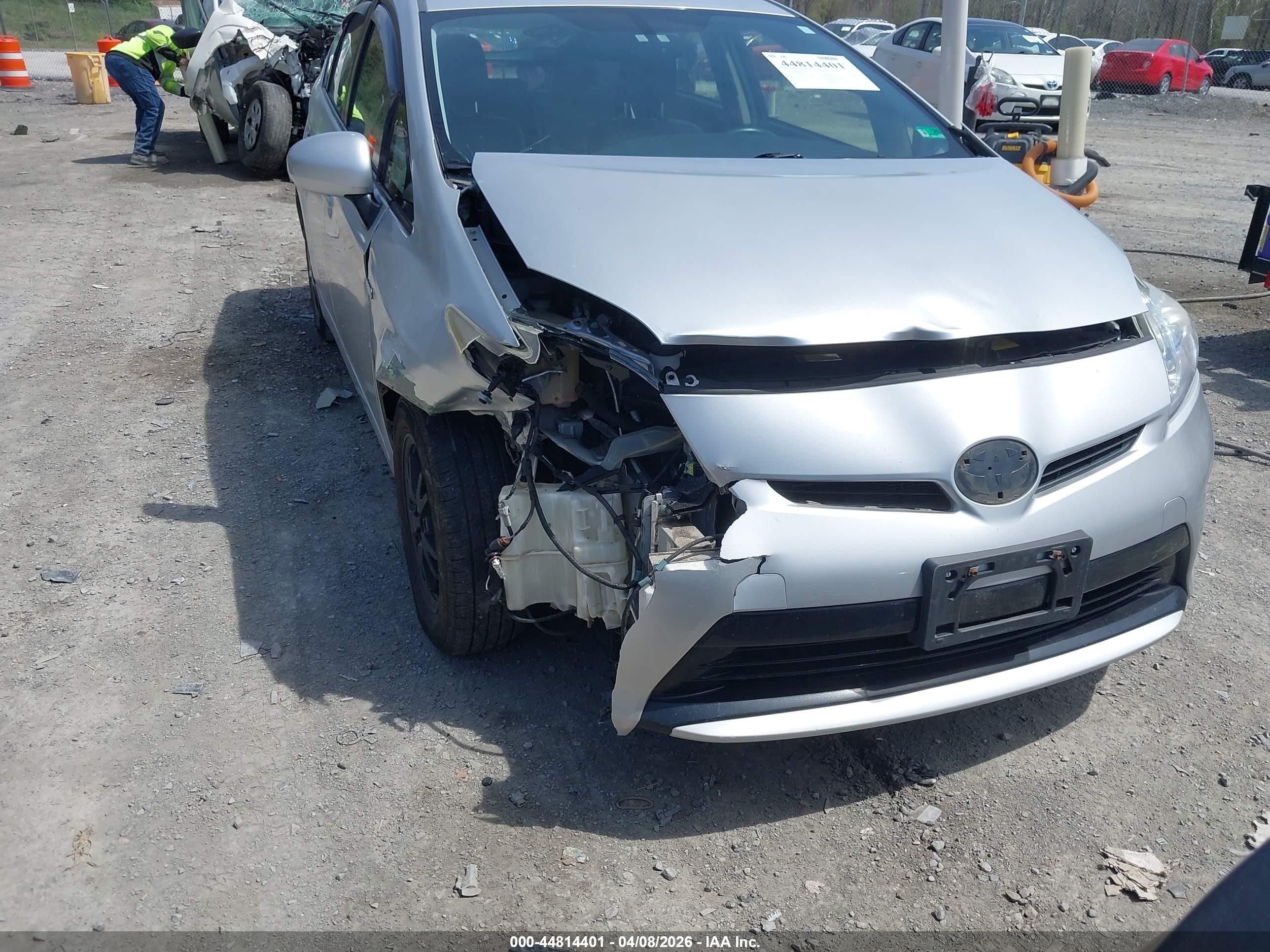 2013 Toyota Prius Four Silver vin: JTDKN3DU3D0349331