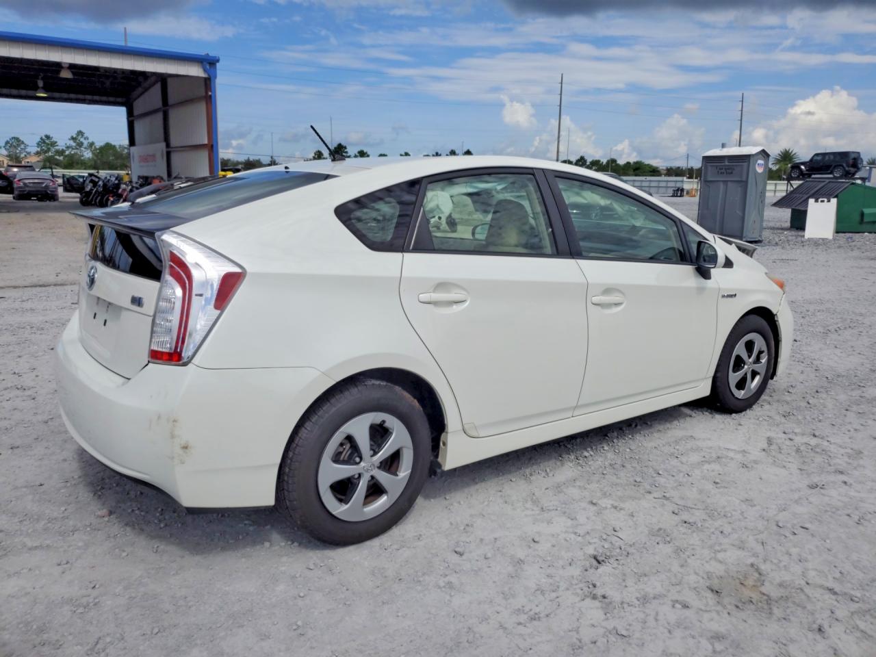 2013 Toyota Prius Two White vin: JTDKN3DU3D1644682