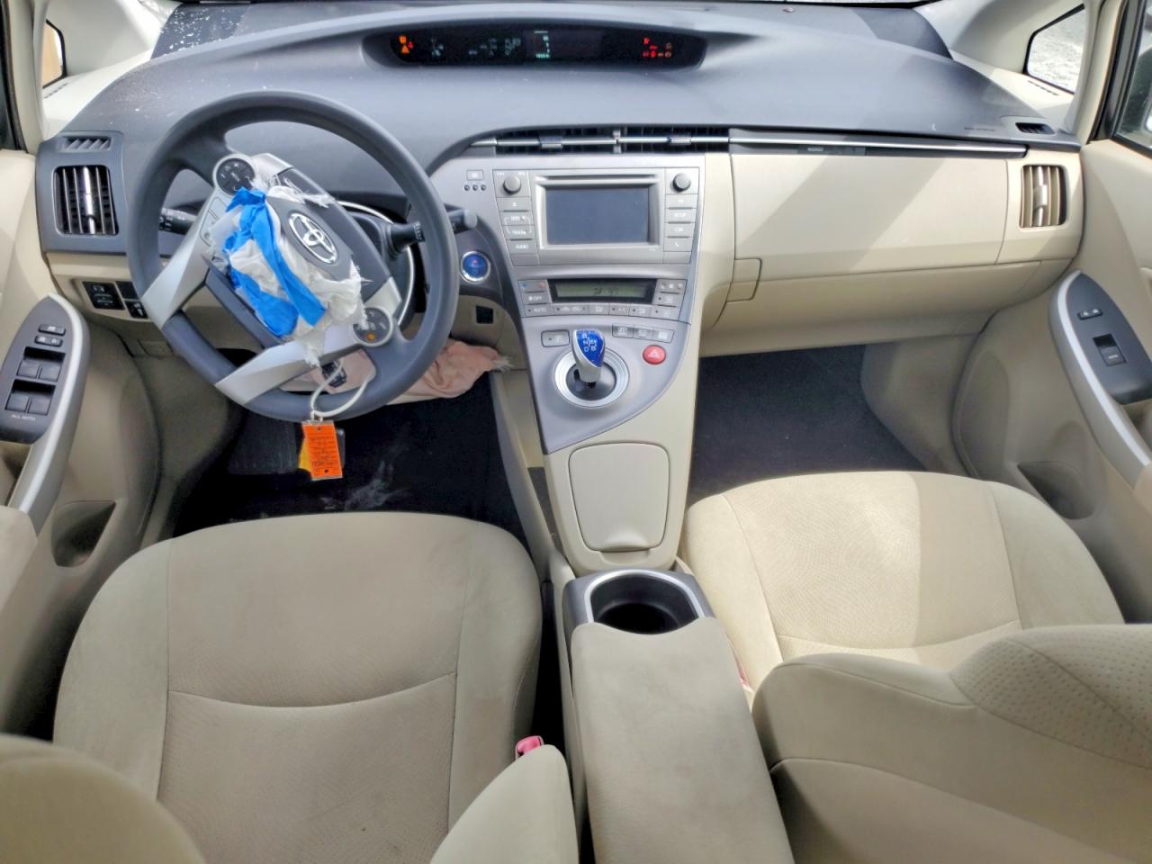 2013 Toyota Prius Two White vin: JTDKN3DU3D1644682
