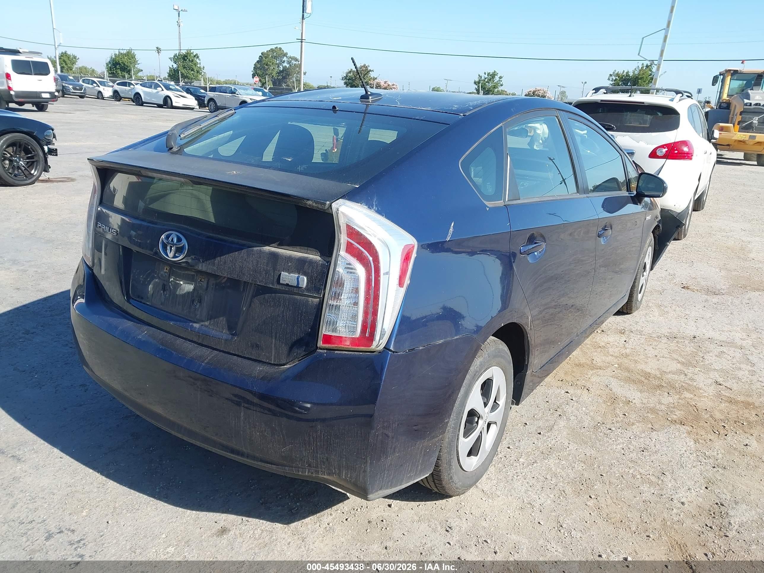2013 Toyota Prius Three Blue vin: JTDKN3DU3D1647565