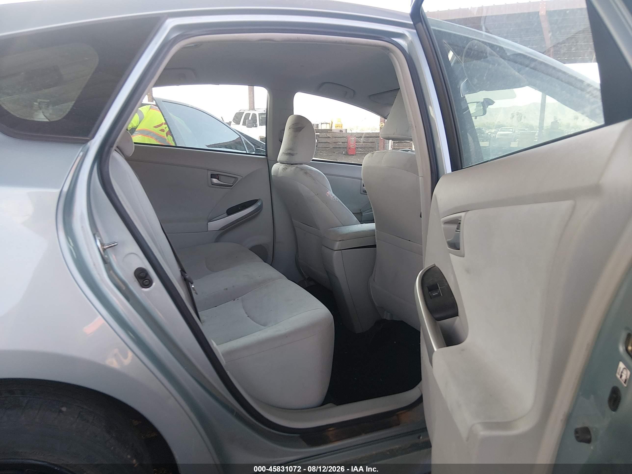 2013 Toyota Prius Two Green vin: JTDKN3DU3D1649851