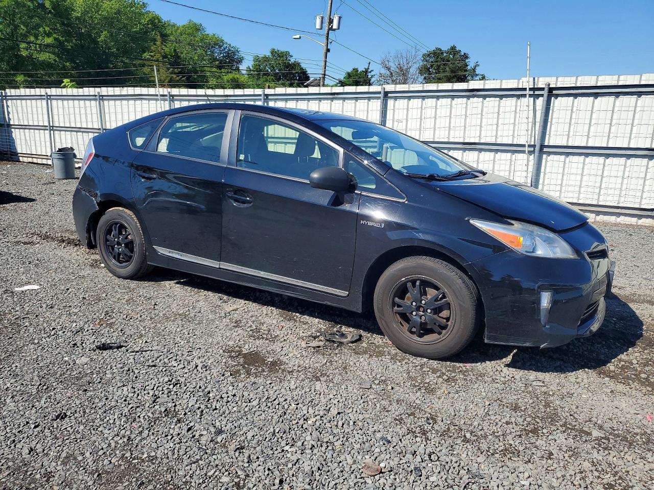 2013 Toyota Prius Three Black vin: JTDKN3DU3D1702354