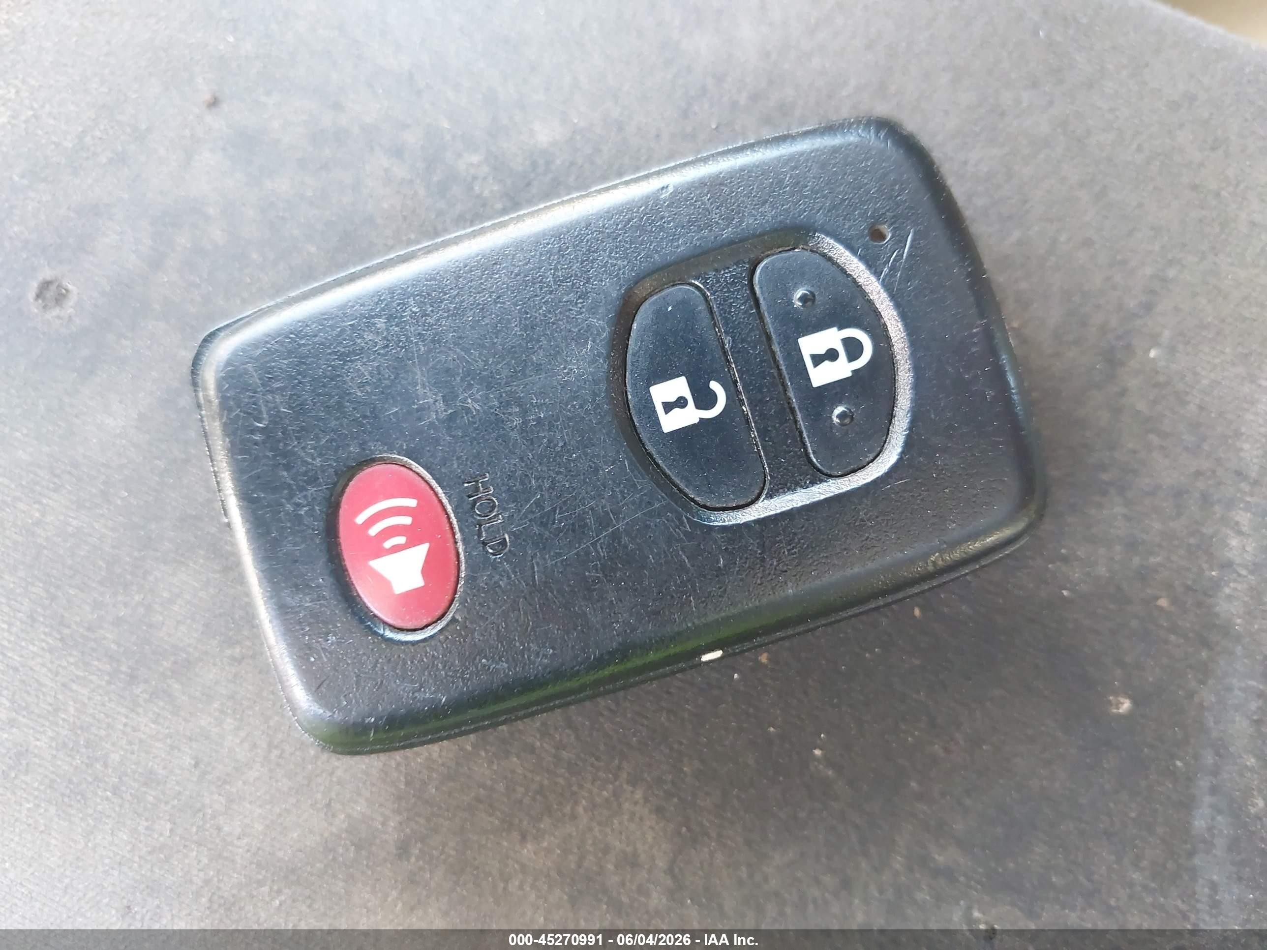2013 Toyota Prius Two Красный vin: JTDKN3DU3D5554912