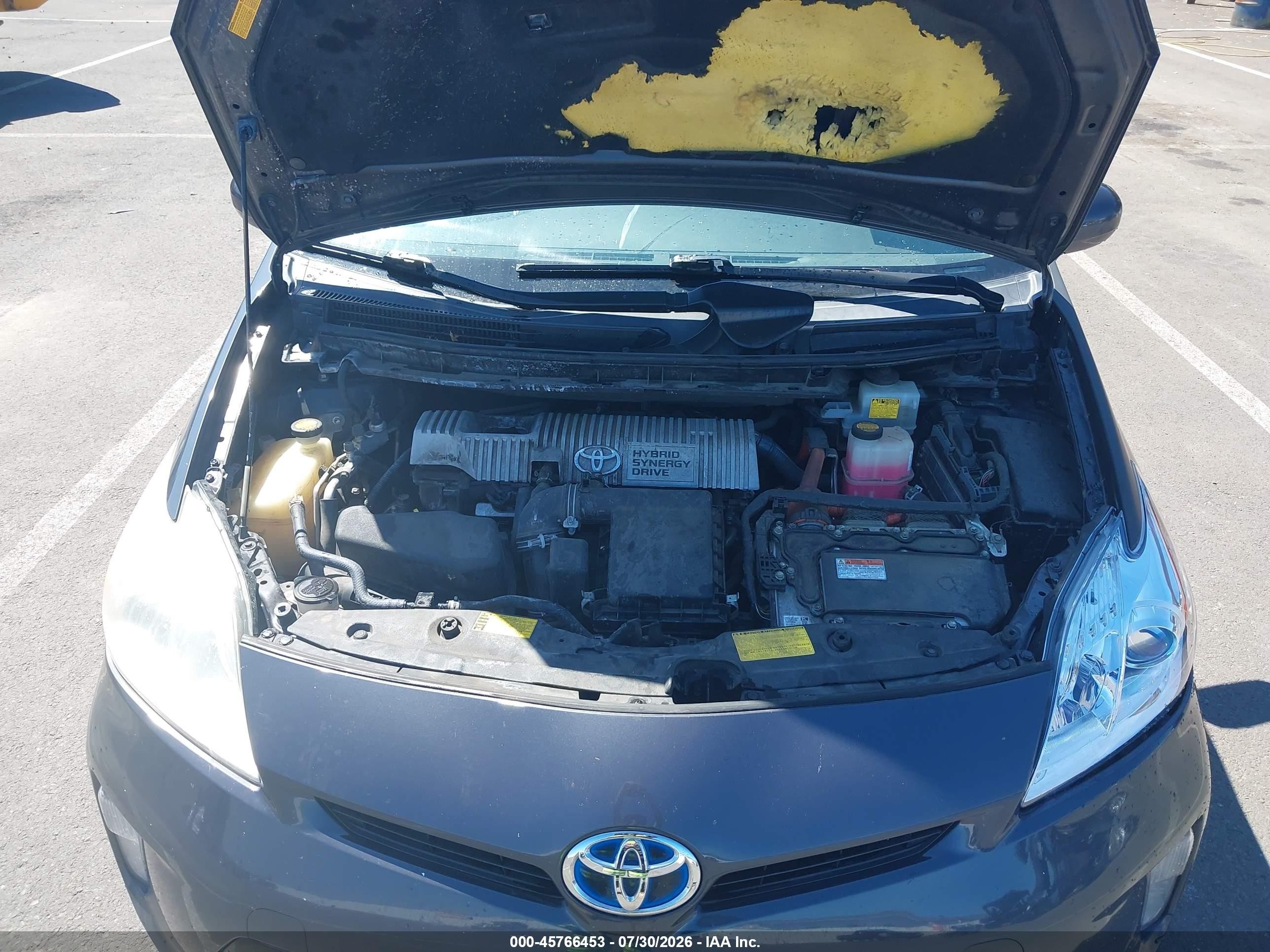 2013 Toyota Prius Two Gray vin: JTDKN3DU3D5572889
