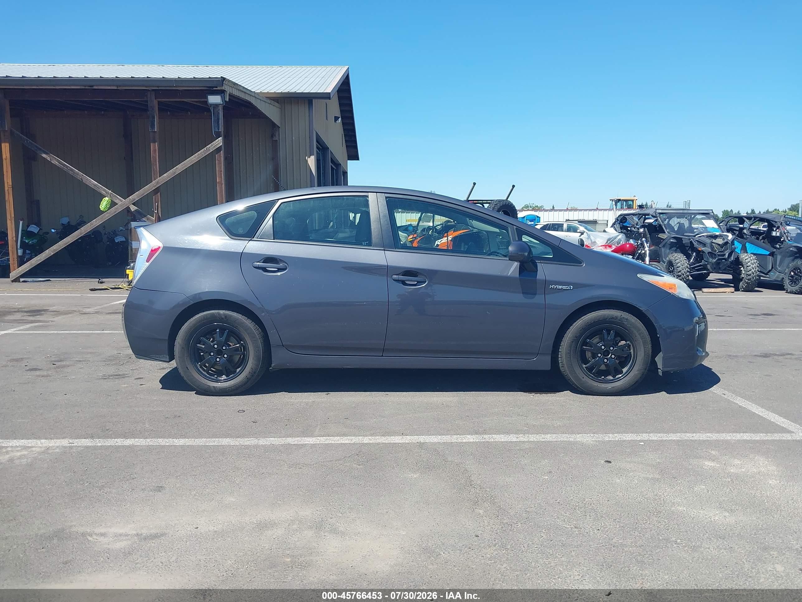 2013 Toyota Prius Two Gray vin: JTDKN3DU3D5572889