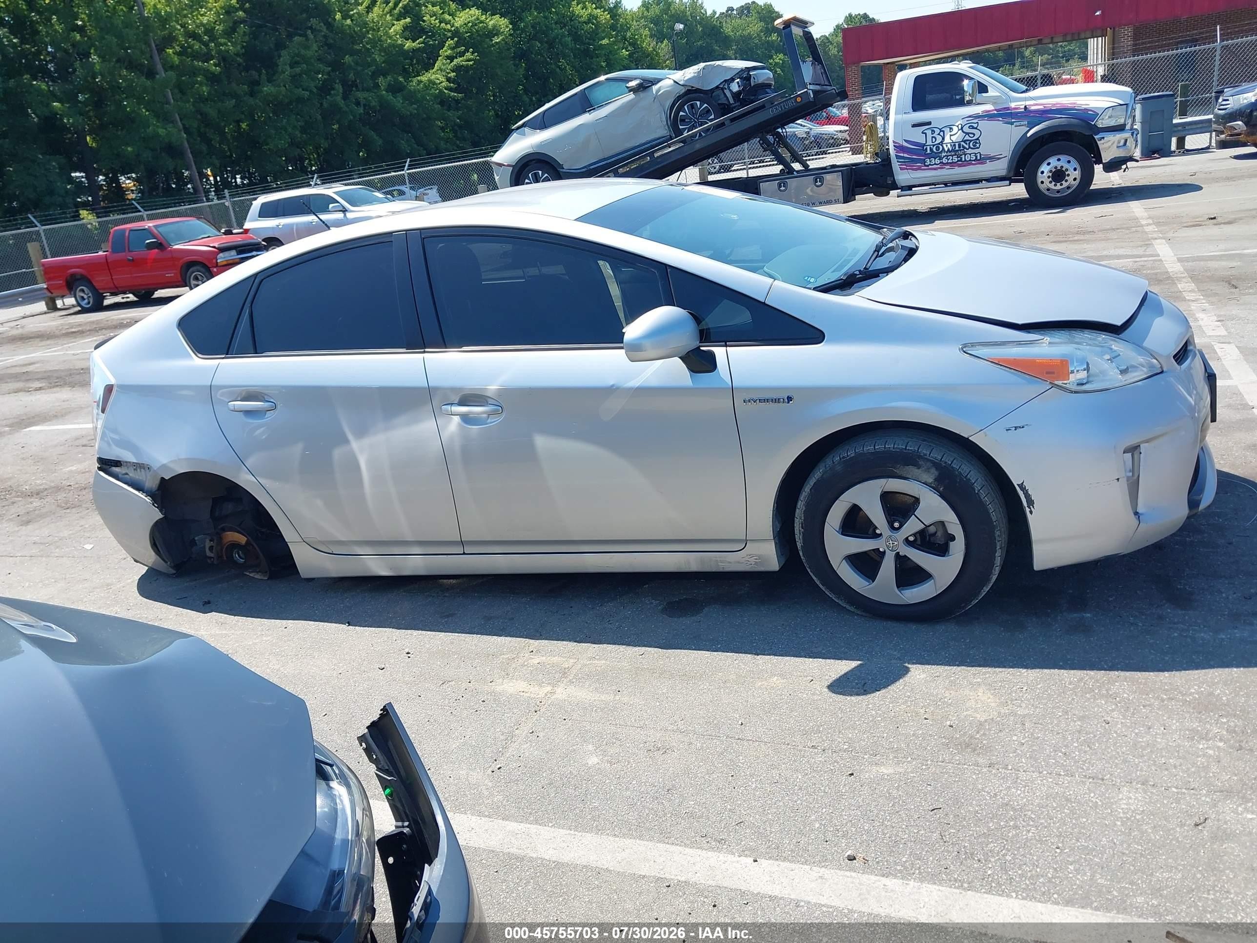 2013 Toyota Prius Three Gray vin: JTDKN3DU3D5634629