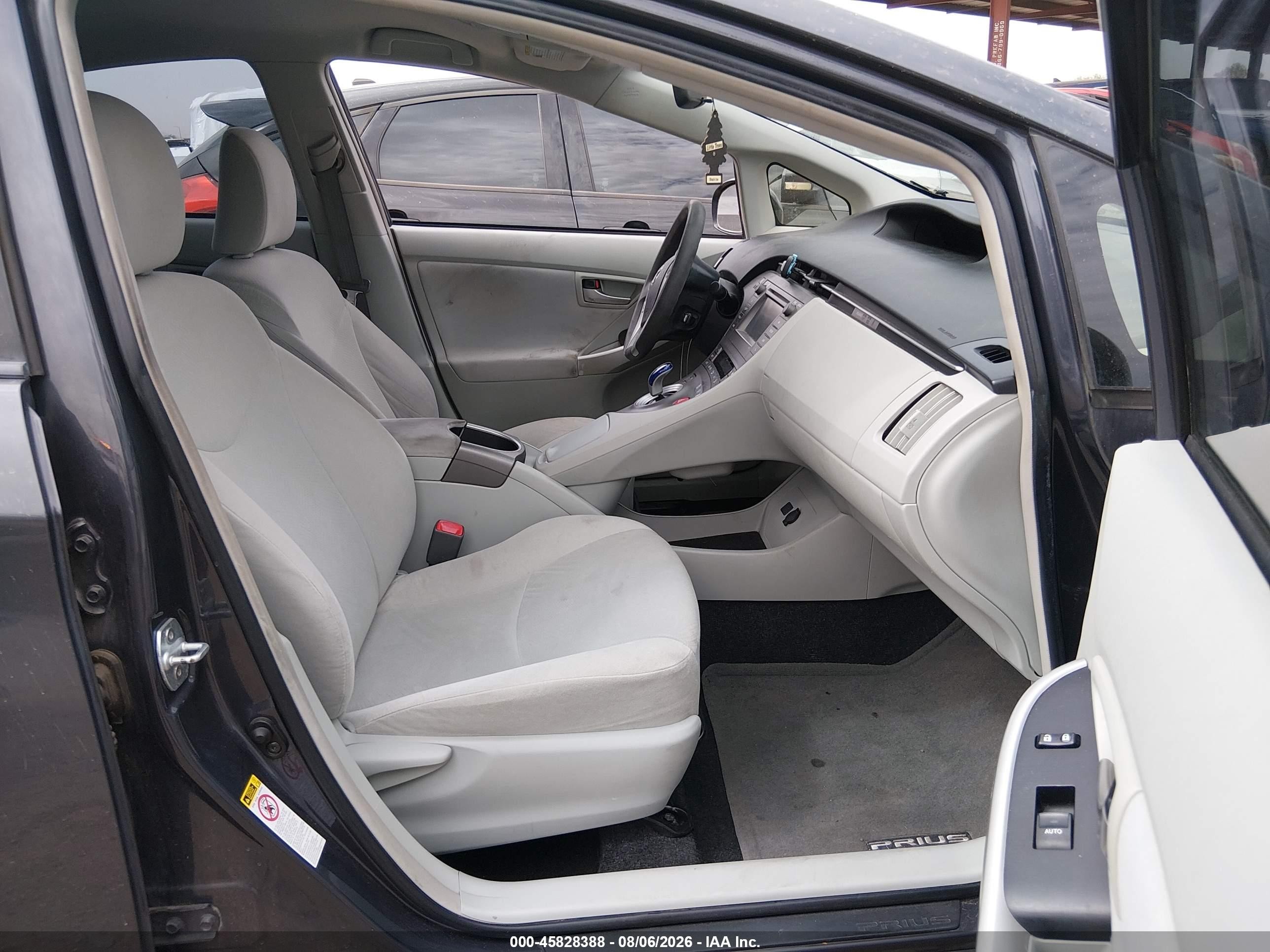 2013 Toyota Prius Two Gray vin: JTDKN3DU3D5651902