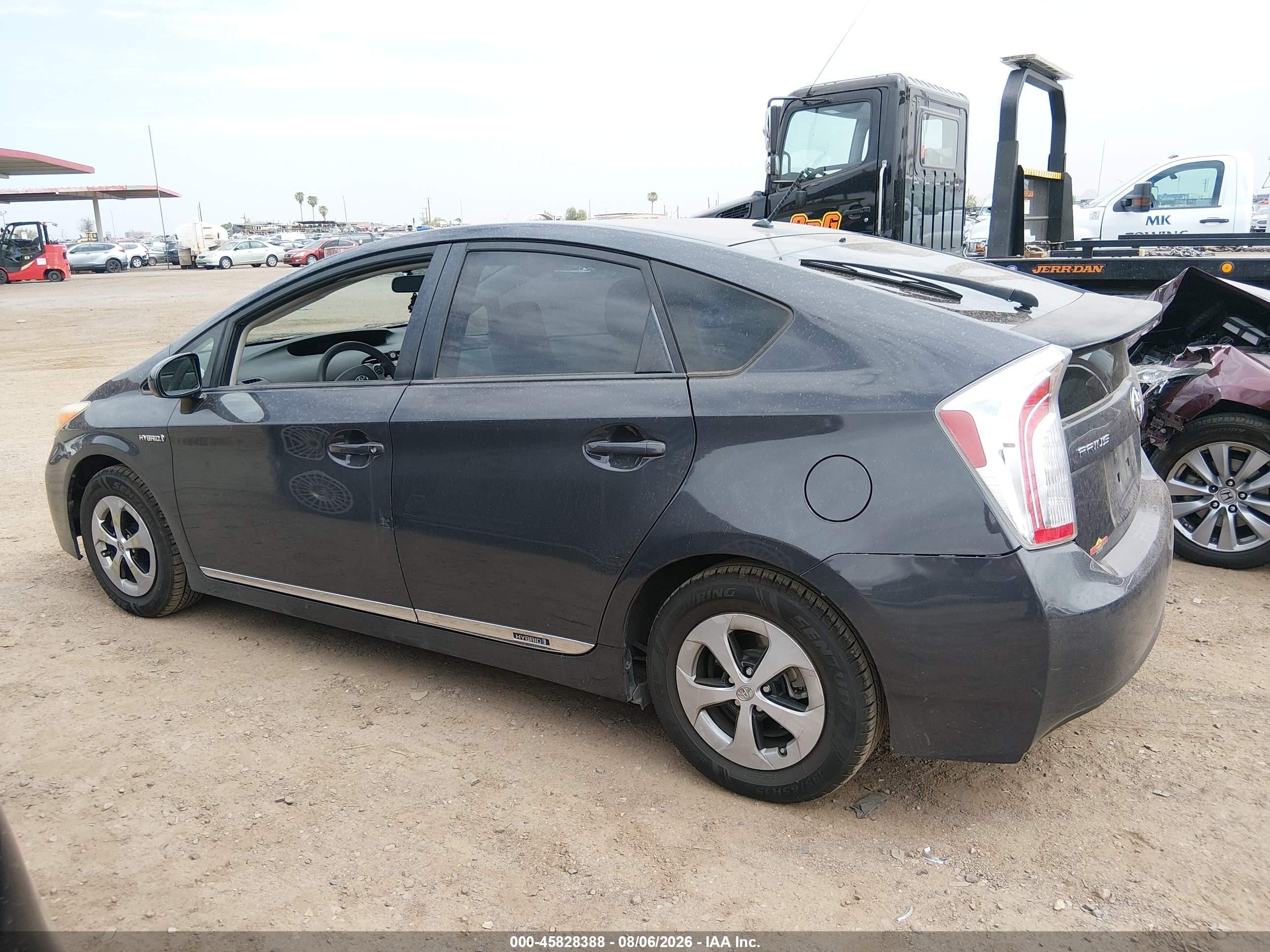 2013 Toyota Prius Two Gray vin: JTDKN3DU3D5651902