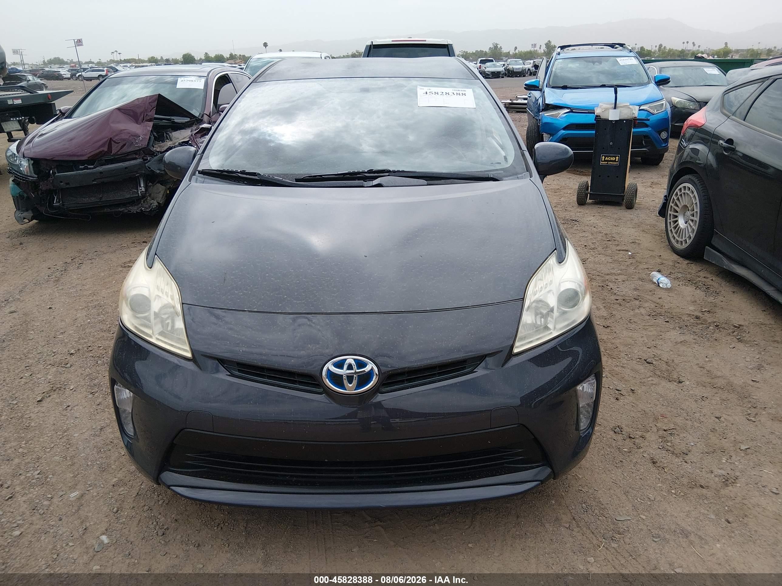 2013 Toyota Prius Two Gray vin: JTDKN3DU3D5651902