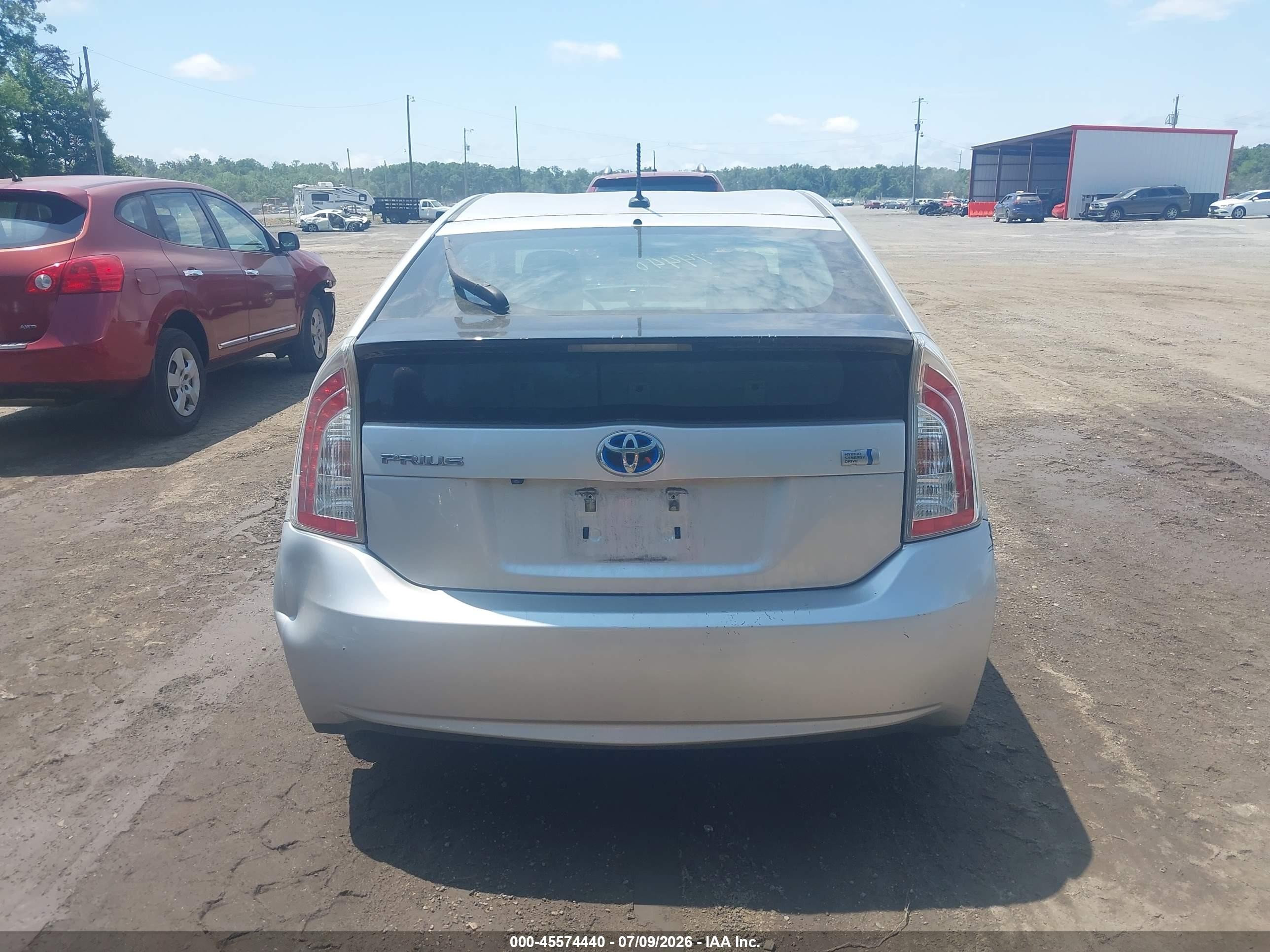 2013 Toyota Prius Three Silver vin: JTDKN3DU3D5653584