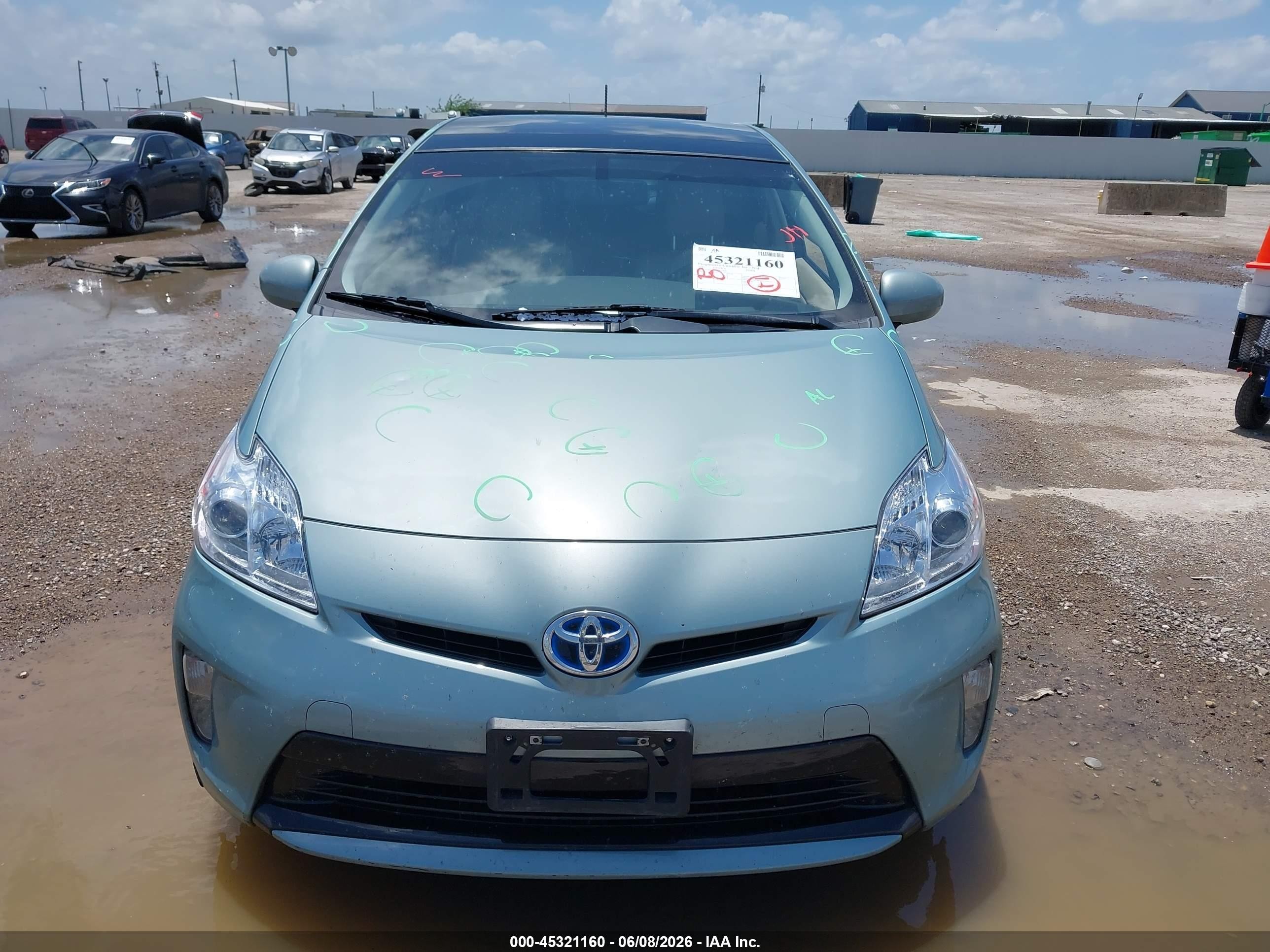 2013 Toyota Prius Four Зеленый vin: JTDKN3DU3D5654041
