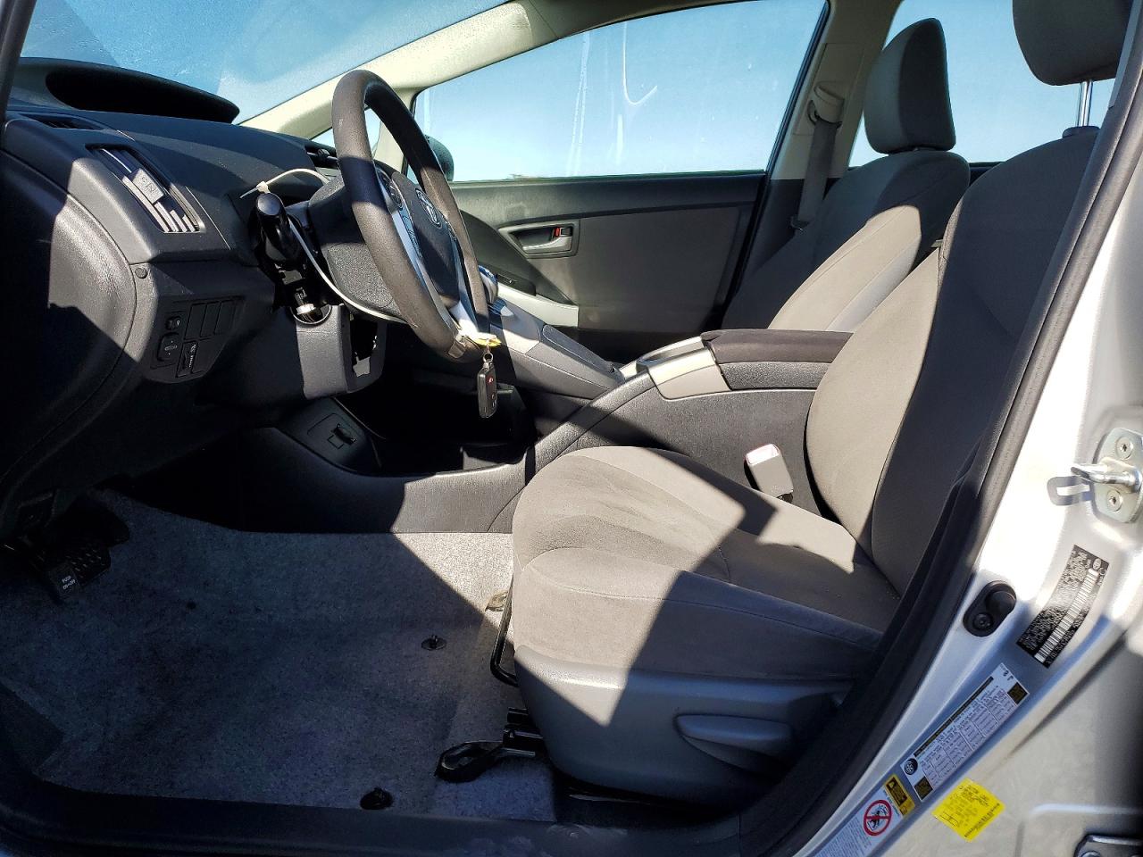 2013 Toyota Prius Two Silver vin: JTDKN3DU3D5662852